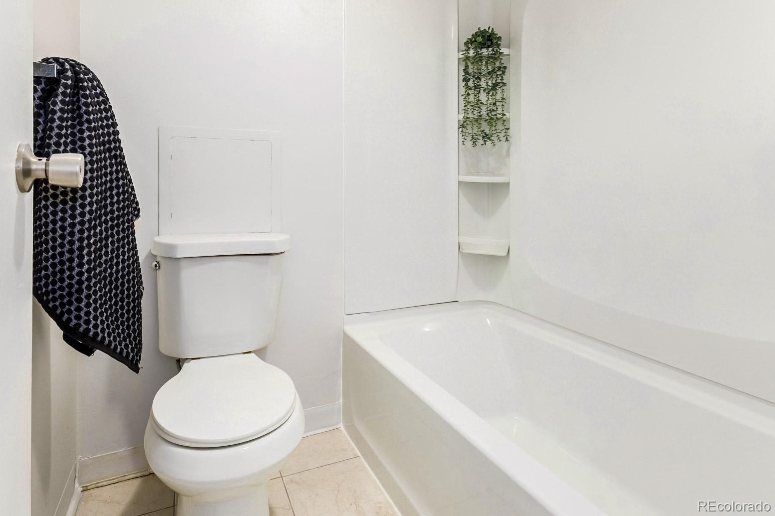 MLS Image #13 for 2281 s vaughn way,aurora, Colorado