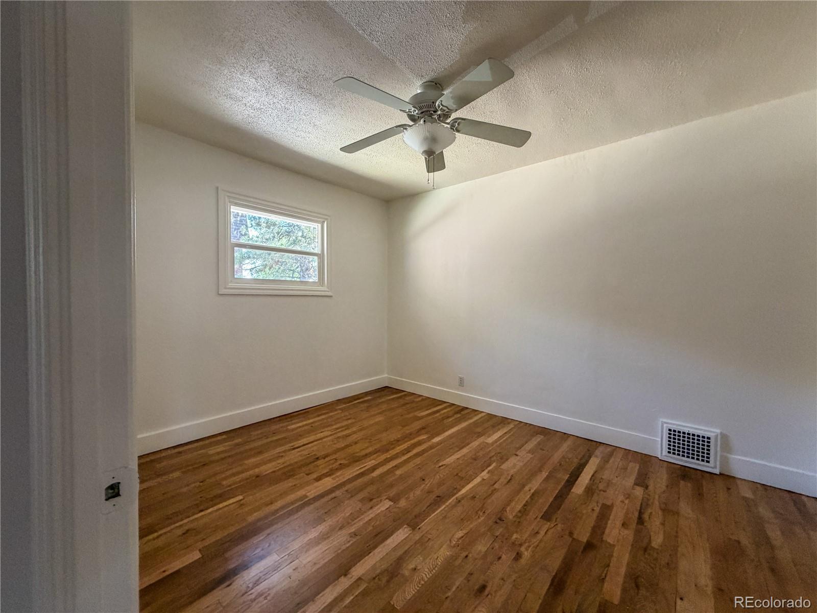 MLS Image #9 for 3355 s grant street,englewood, Colorado