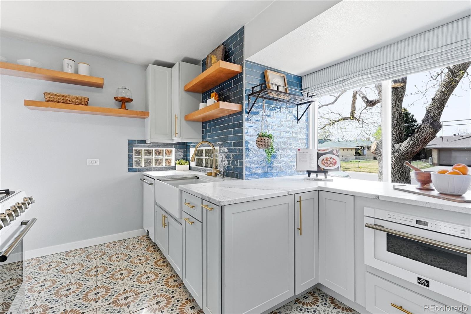 MLS Image #12 for 3564  magnolia street,denver, Colorado