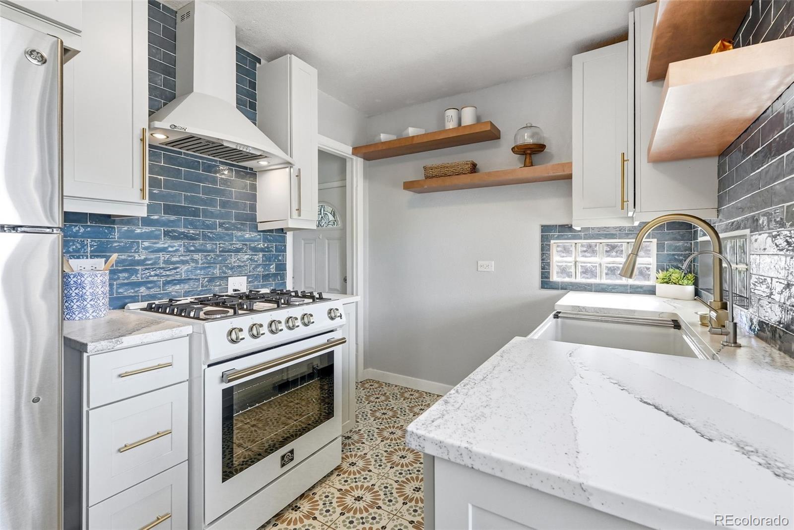 MLS Image #13 for 3564  magnolia street,denver, Colorado