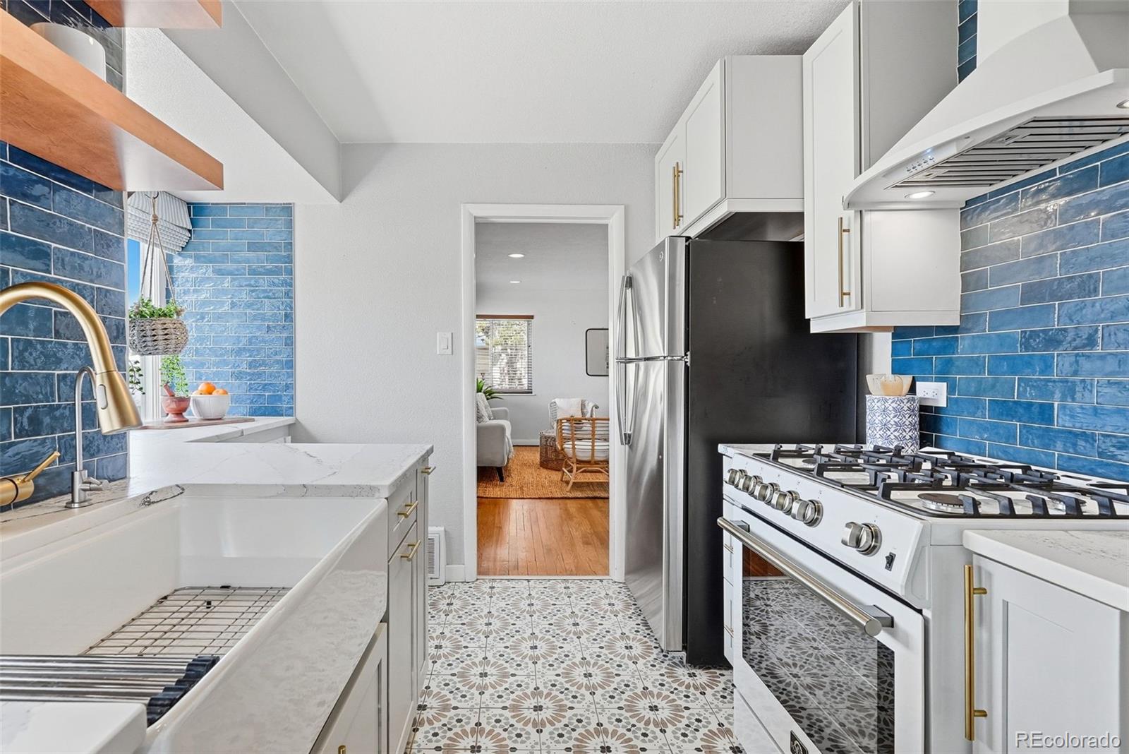 MLS Image #14 for 3564  magnolia street,denver, Colorado