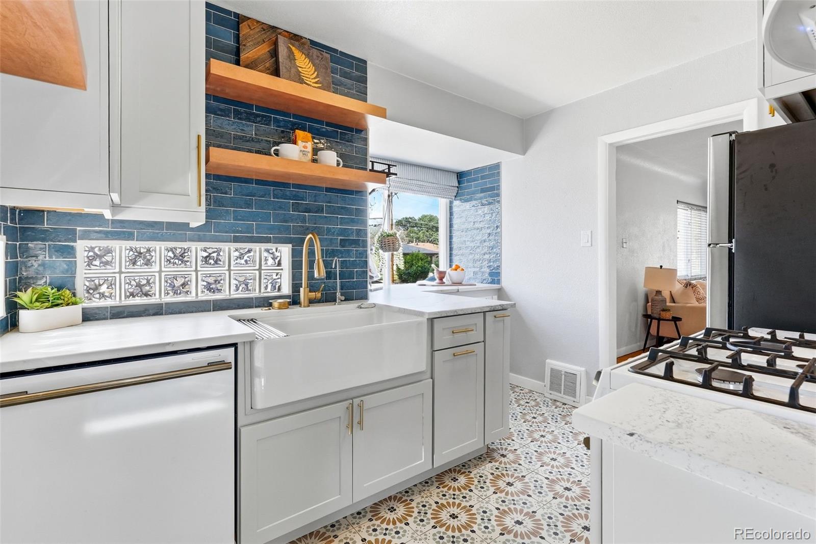 MLS Image #2 for 3564  magnolia street,denver, Colorado