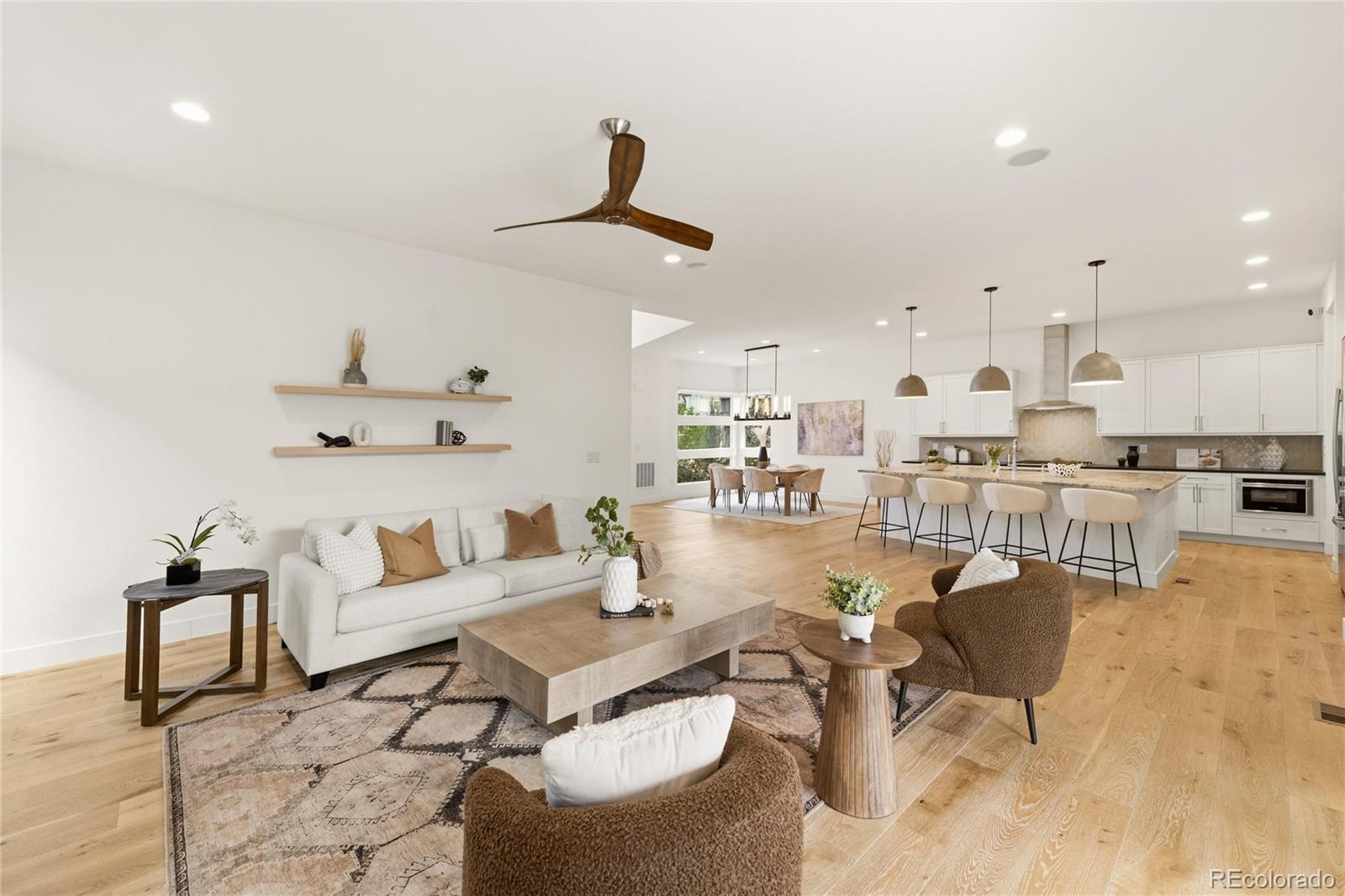 MLS Image #13 for 6121  chester street,denver, Colorado