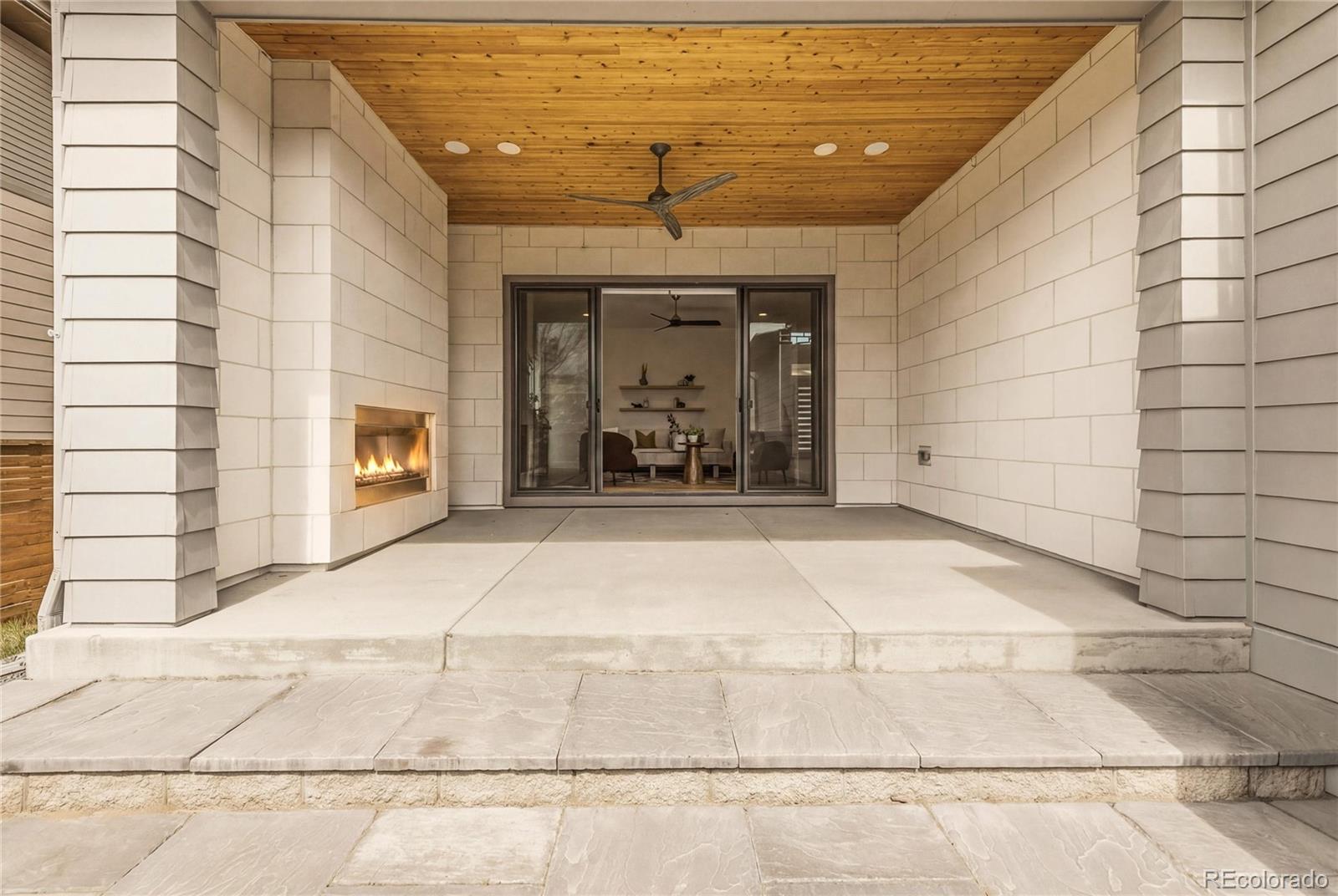 MLS Image #16 for 6121  chester street,denver, Colorado