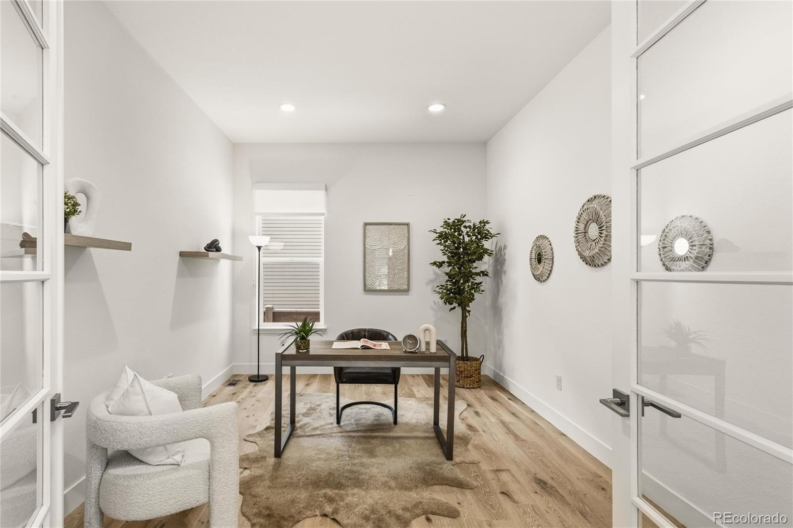 MLS Image #18 for 6121  chester street,denver, Colorado