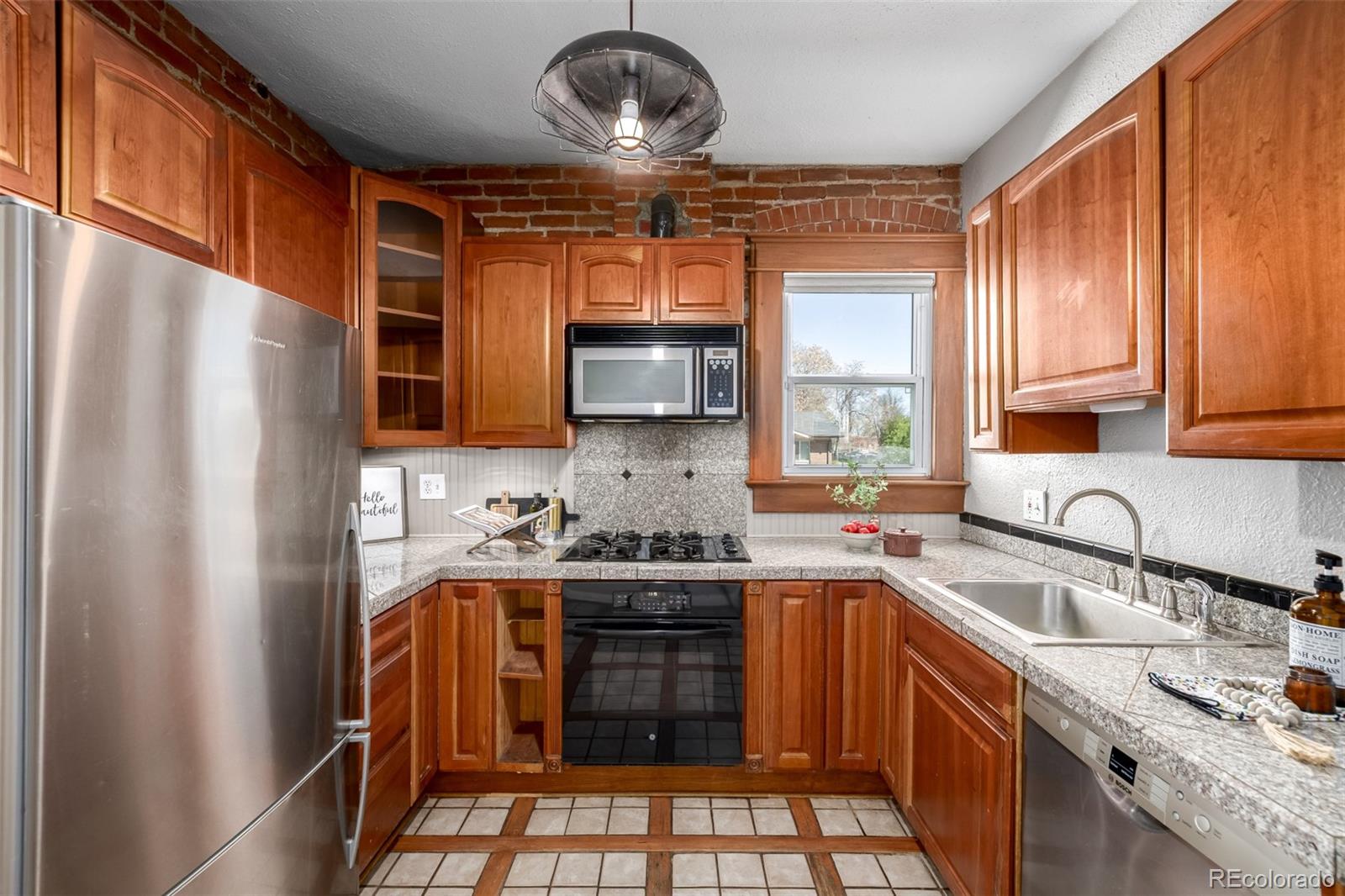 MLS Image #13 for 3065 n gilpin street,denver, Colorado
