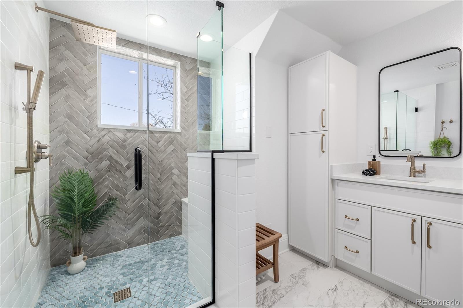 MLS Image #23 for 3065 n gilpin street,denver, Colorado