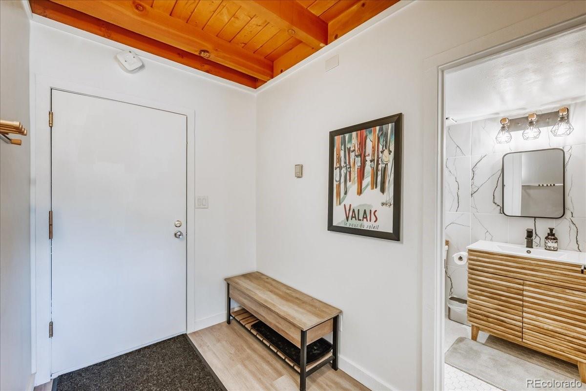 MLS Image #18 for 4200  lodge pole circle,silverthorne, Colorado