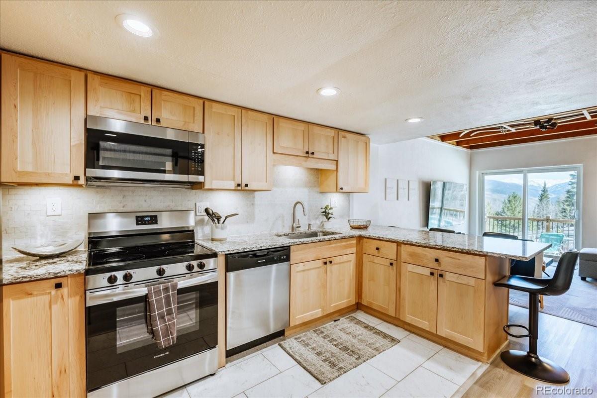 MLS Image #5 for 4200  lodge pole circle,silverthorne, Colorado