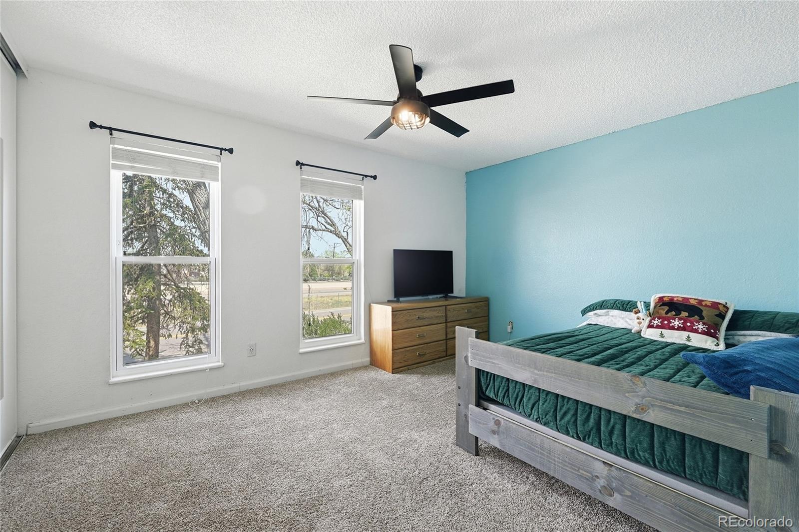 MLS Image #17 for 3550 s harlan street,denver, Colorado