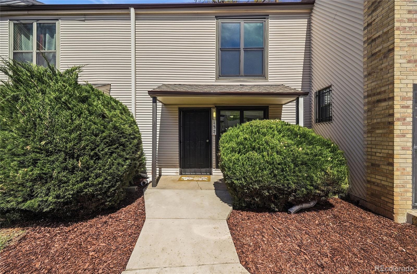 MLS Image #3 for 3550 s harlan street,denver, Colorado