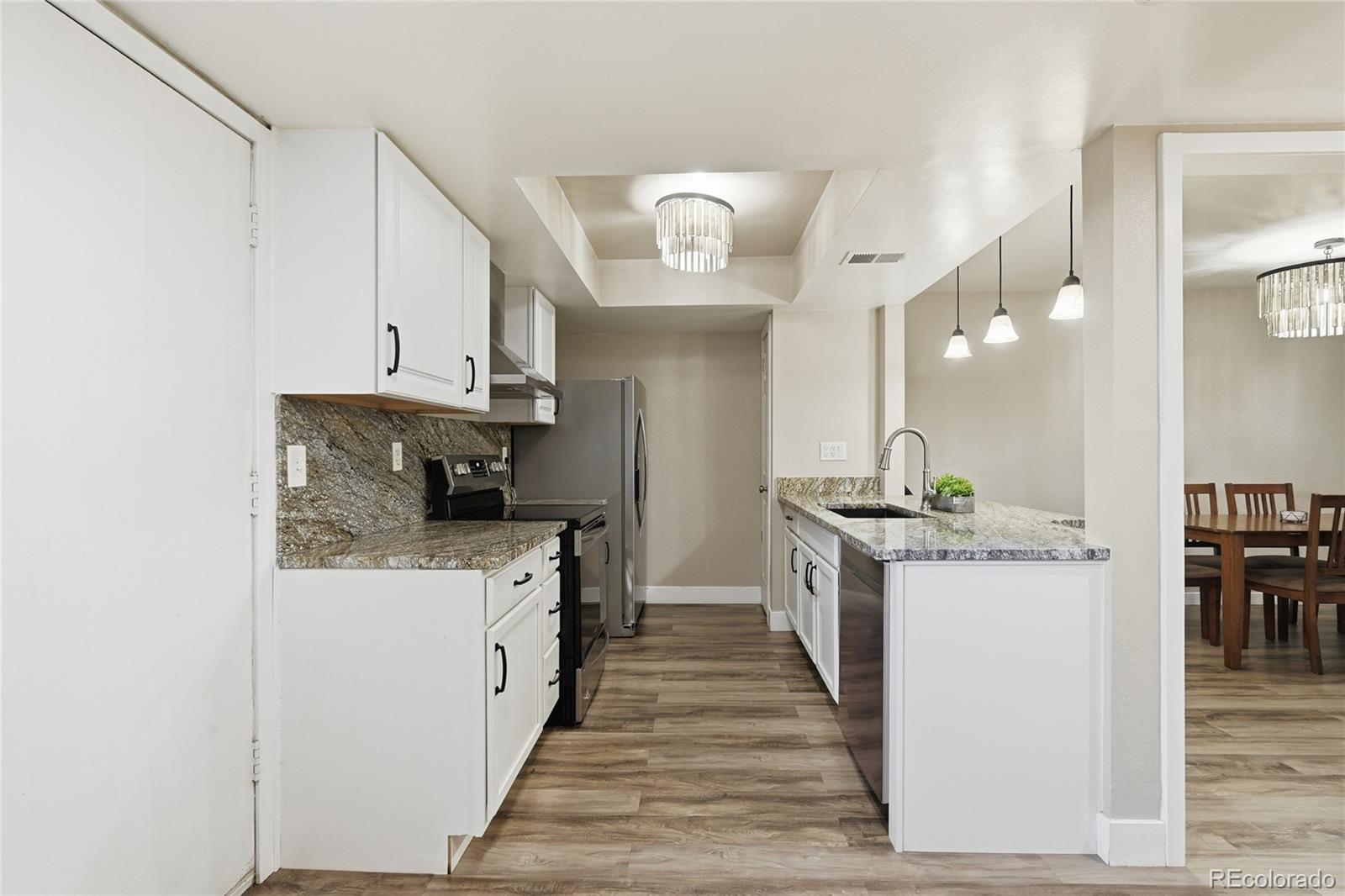 MLS Image #8 for 3550 s harlan street,denver, Colorado