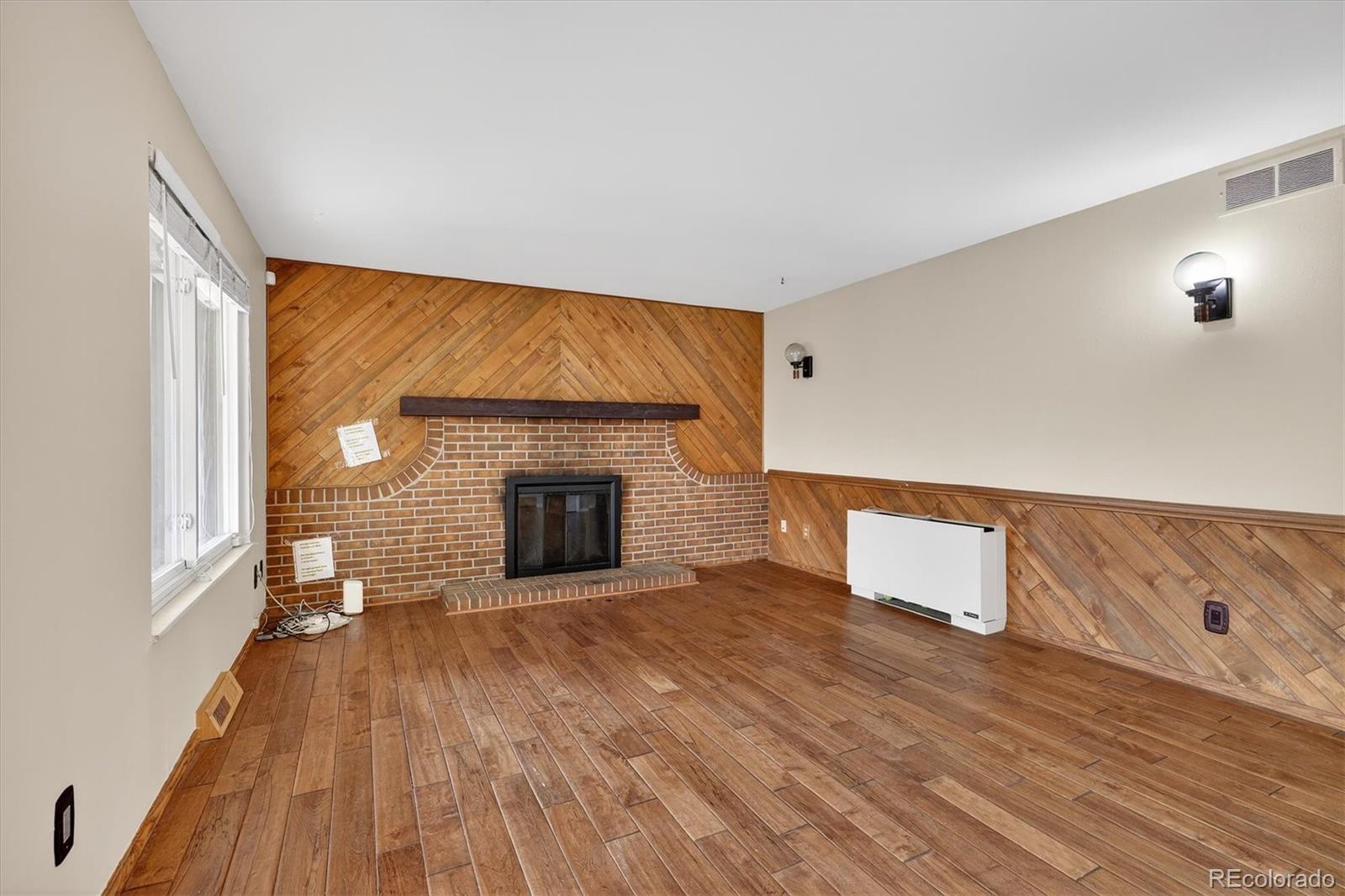 MLS Image #5 for 4638 s kittredge street,aurora, Colorado