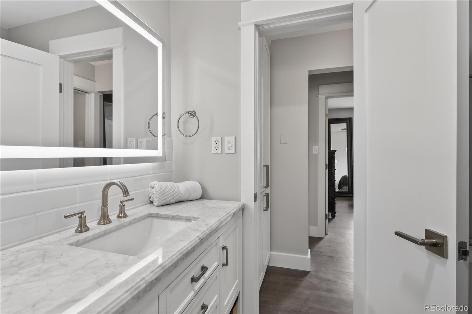 MLS Image #21 for 2201 s dexter street,denver, Colorado