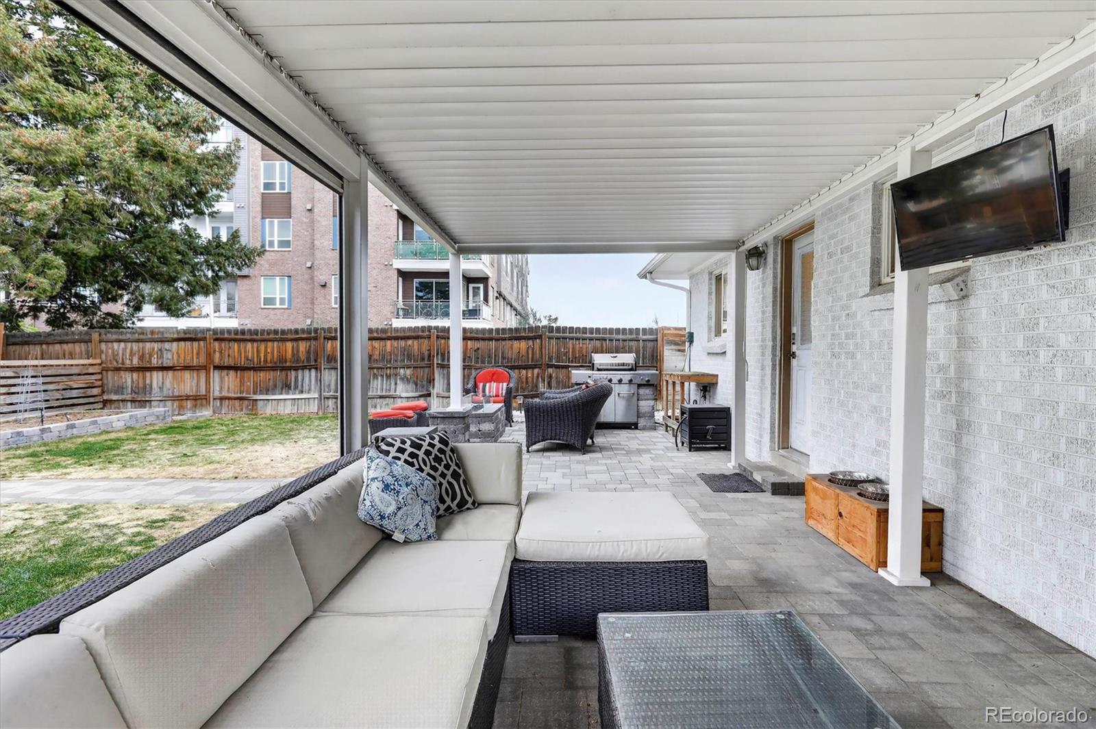 MLS Image #33 for 2201 s dexter street,denver, Colorado