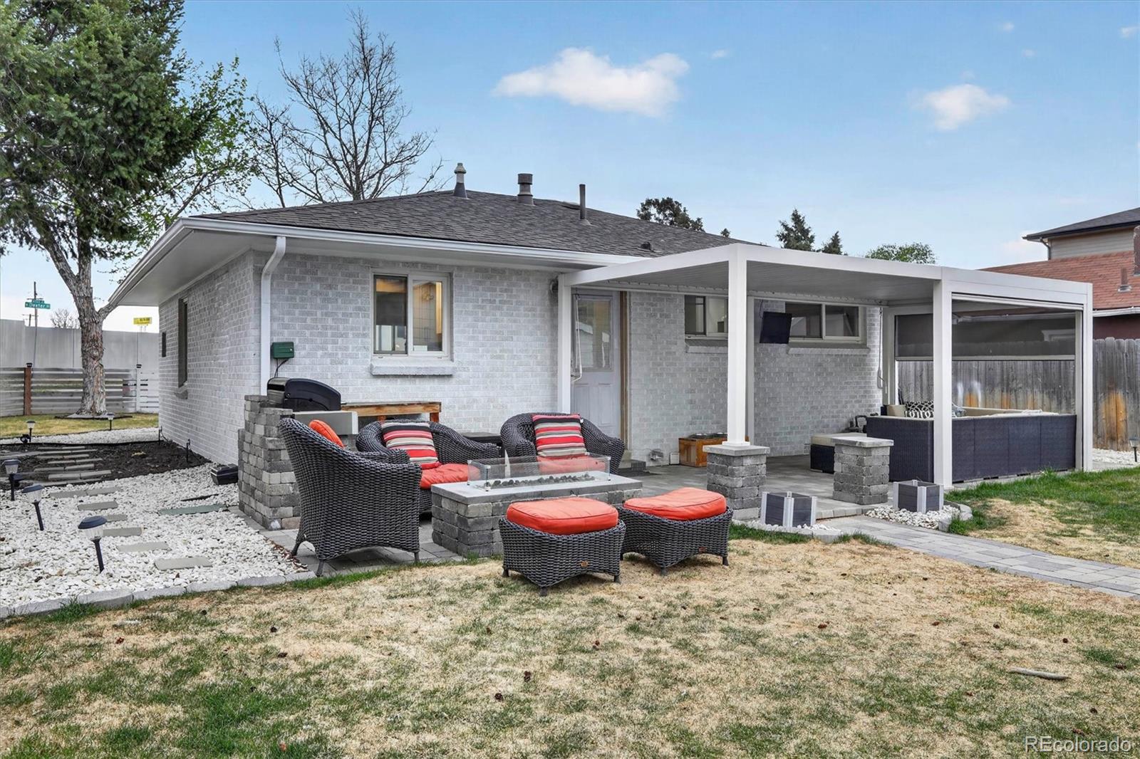 MLS Image #36 for 2201 s dexter street,denver, Colorado
