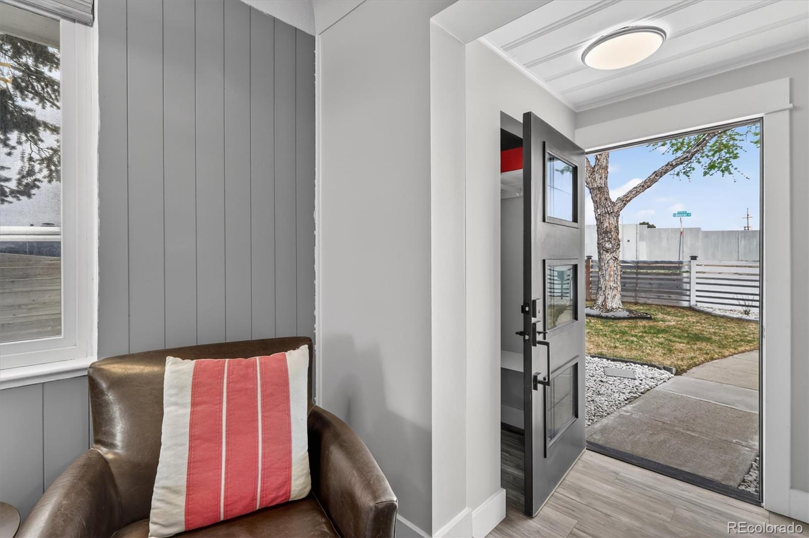 MLS Image #6 for 2201 s dexter street,denver, Colorado