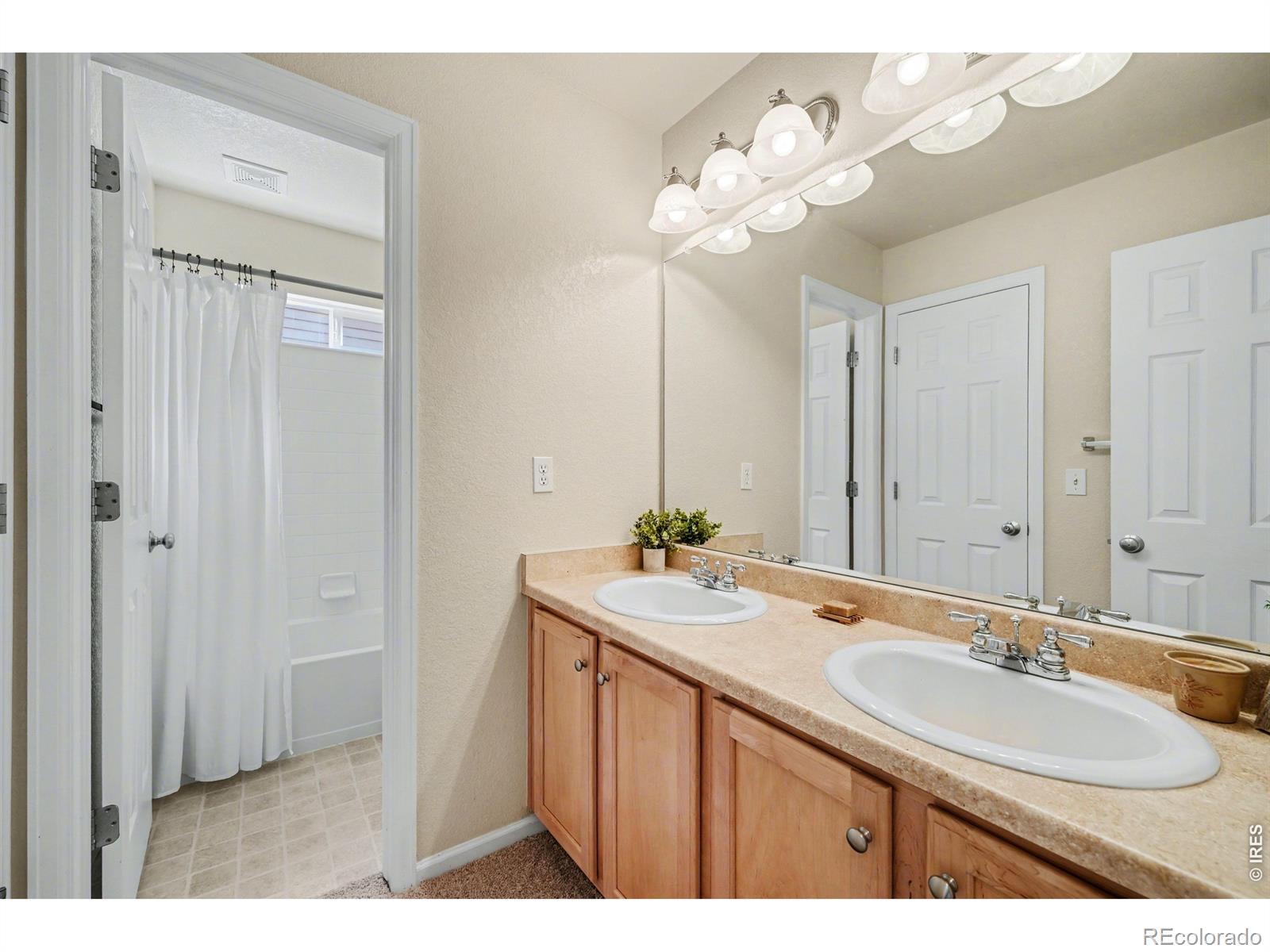 MLS Image #30 for 3650  observatory drive,fort collins, Colorado