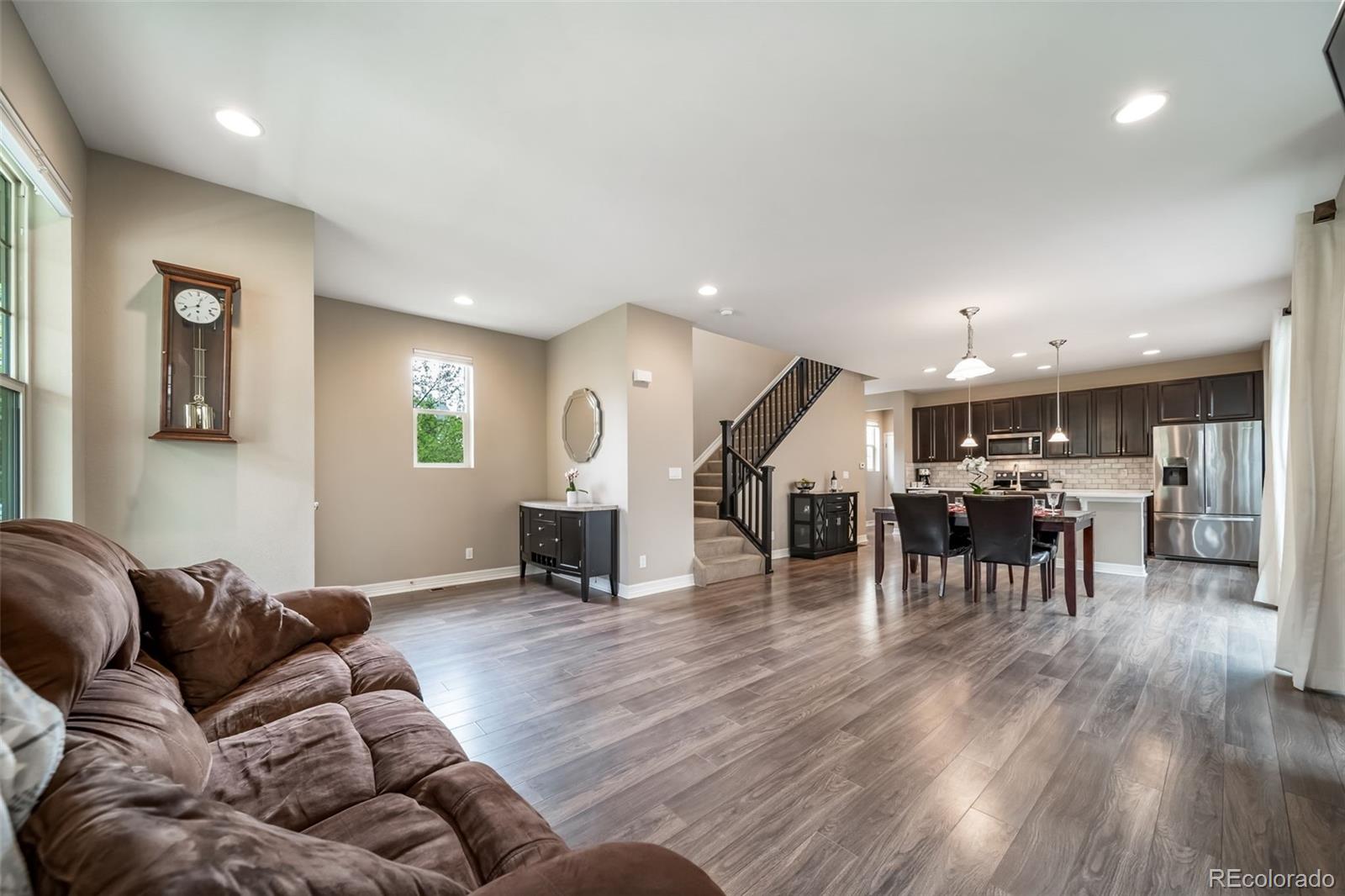 MLS Image #11 for 4966  akron street,denver, Colorado