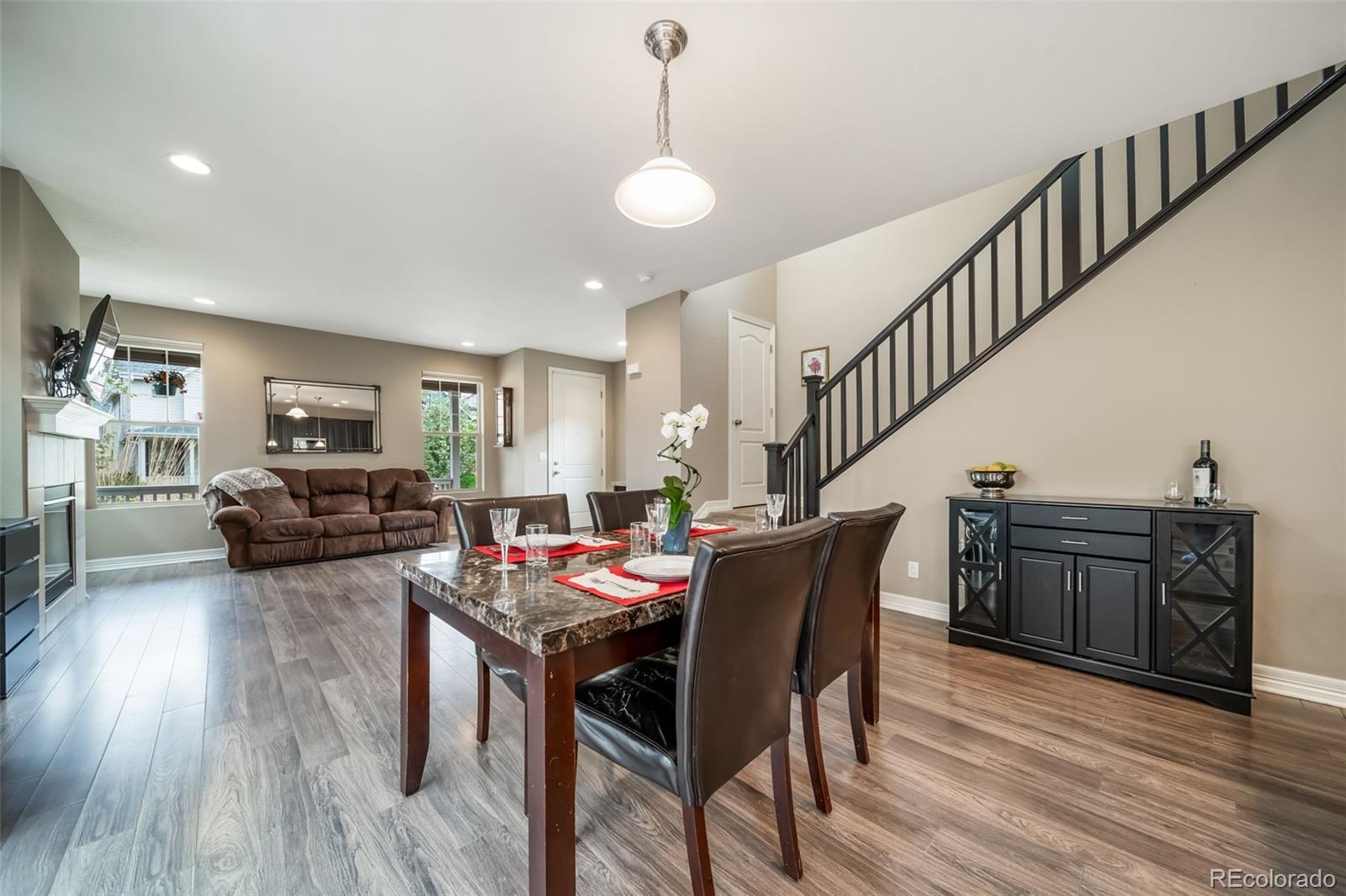 MLS Image #15 for 4966  akron street,denver, Colorado