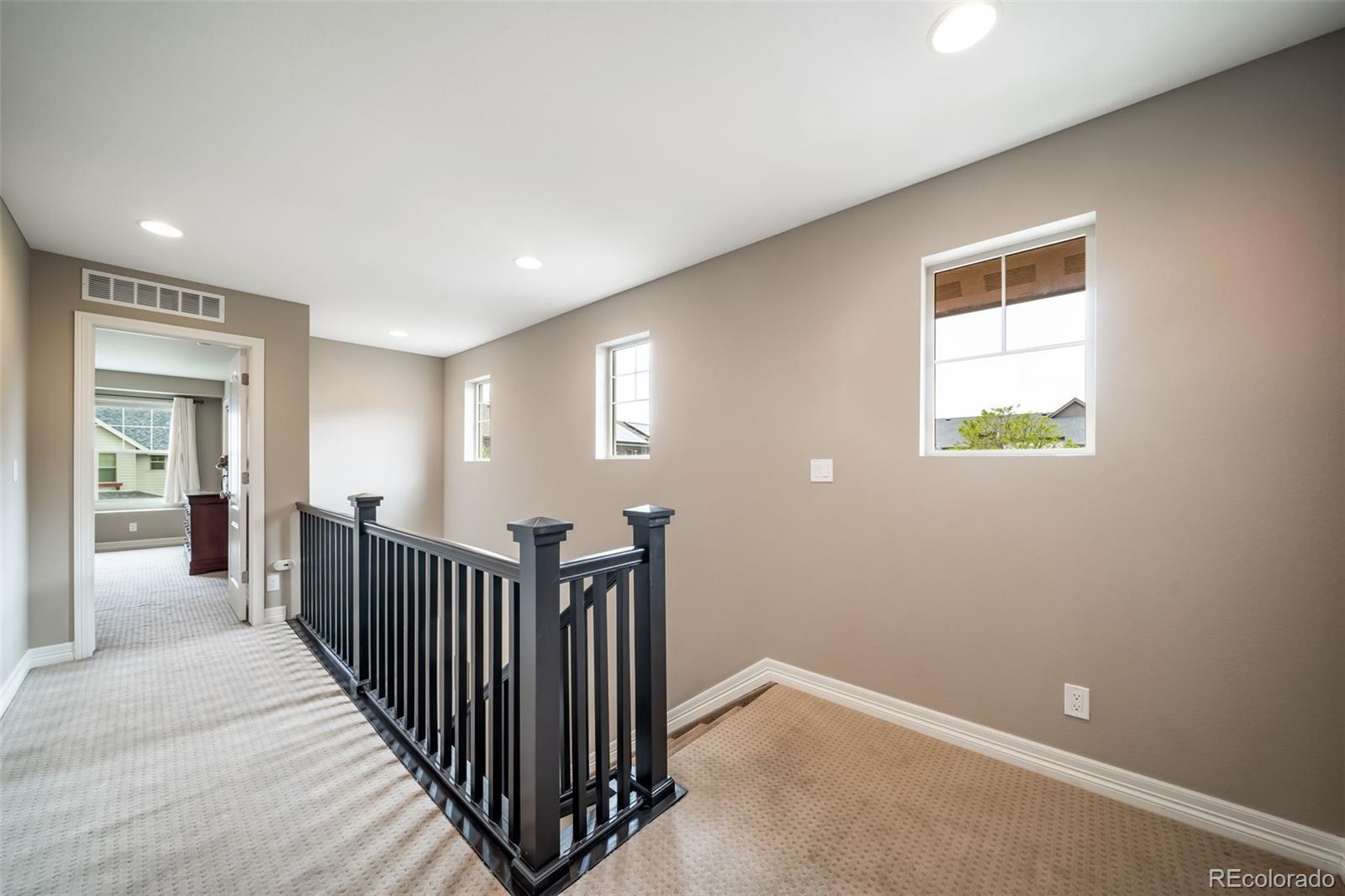 MLS Image #26 for 4966  akron street,denver, Colorado