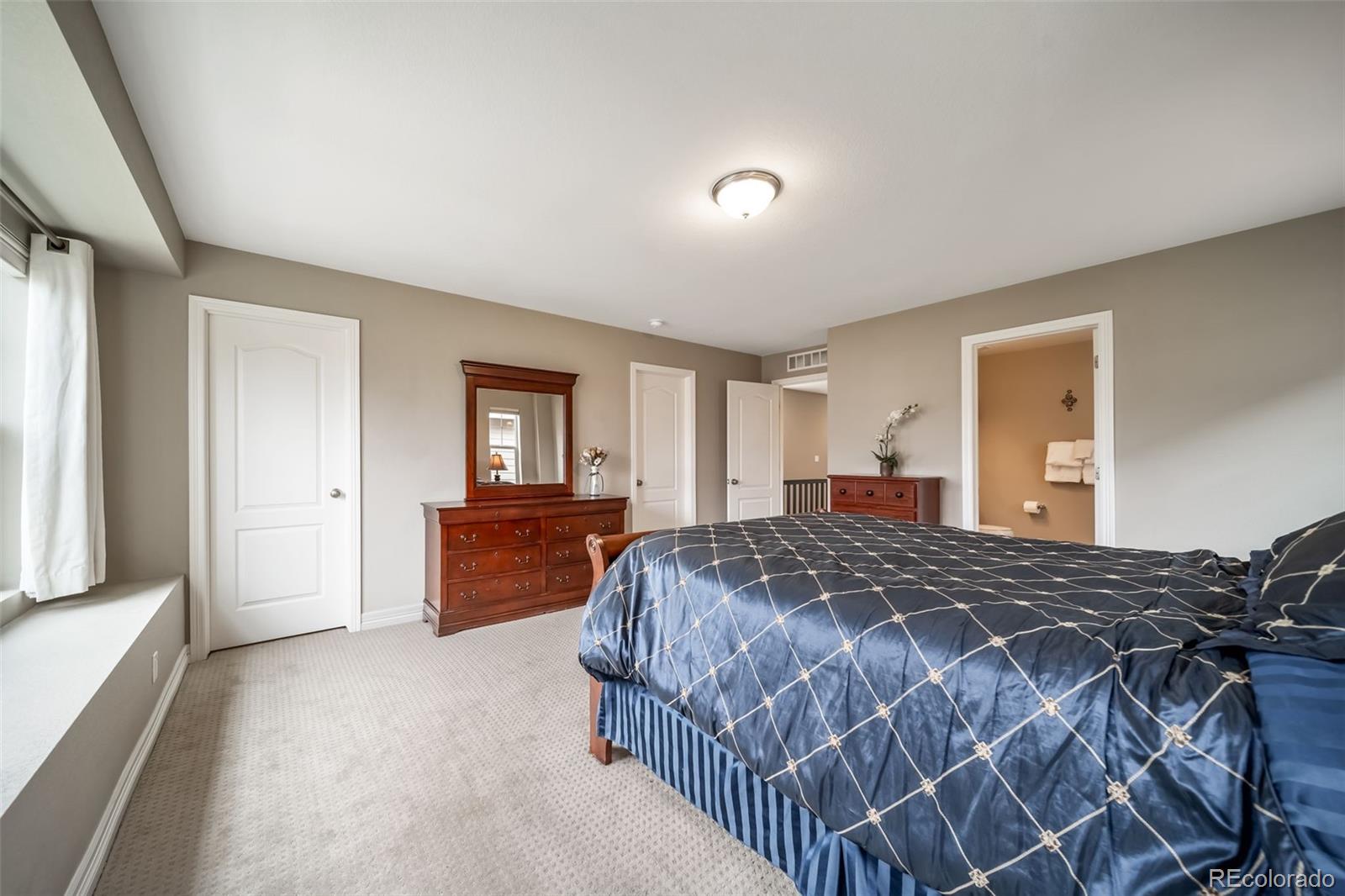 MLS Image #29 for 4966  akron street,denver, Colorado