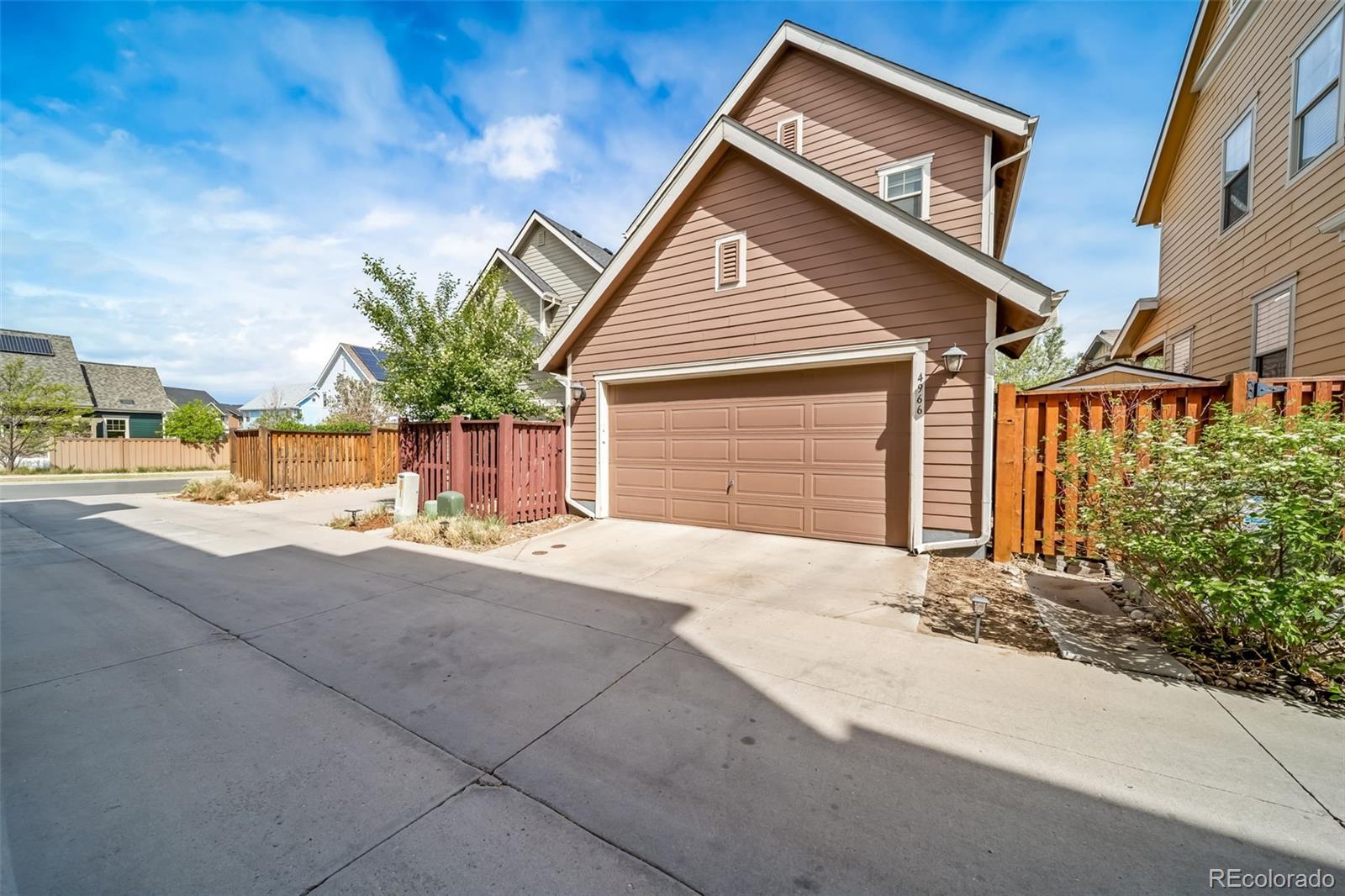 MLS Image #48 for 4966  akron street,denver, Colorado