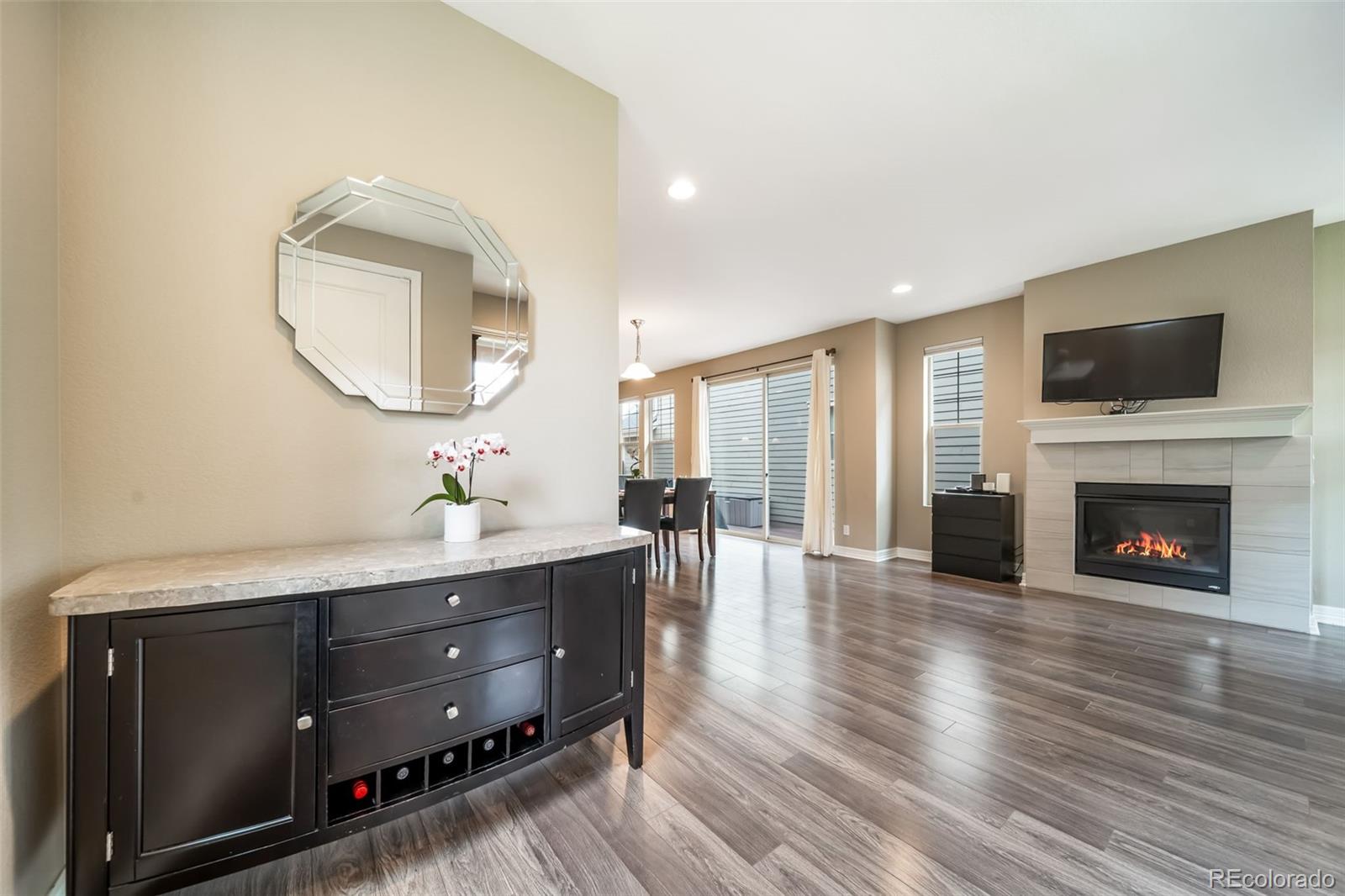 MLS Image #8 for 4966  akron street,denver, Colorado