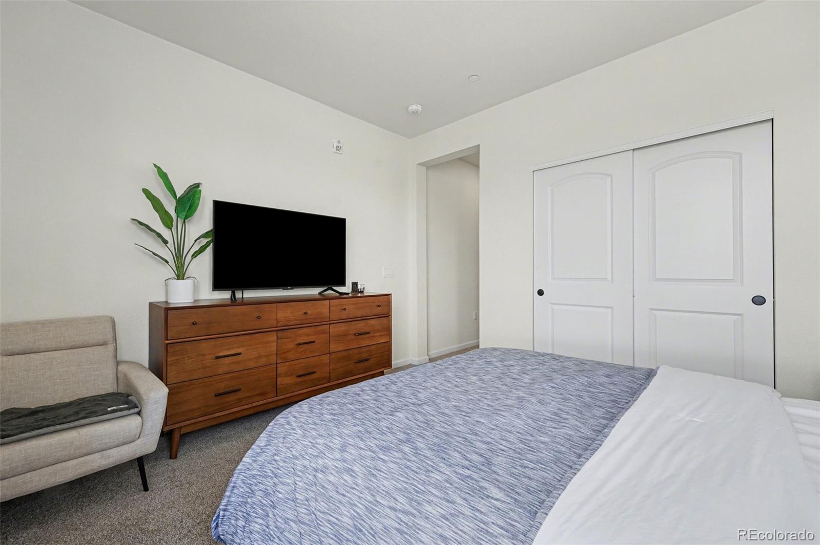 MLS Image #11 for 6153 n ceylon street,denver, Colorado