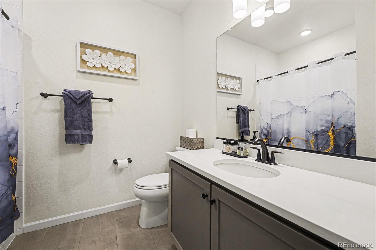 MLS Image #13 for 6153 n ceylon street,denver, Colorado