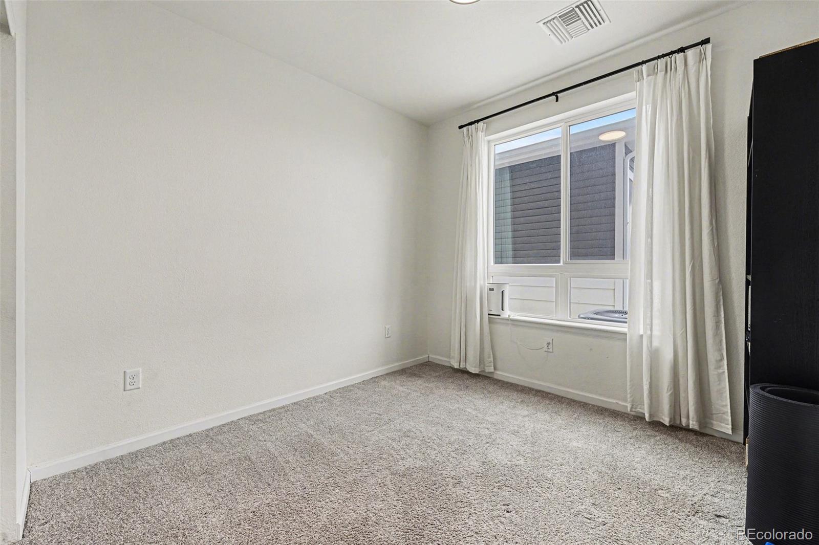 MLS Image #14 for 6153 n ceylon street,denver, Colorado