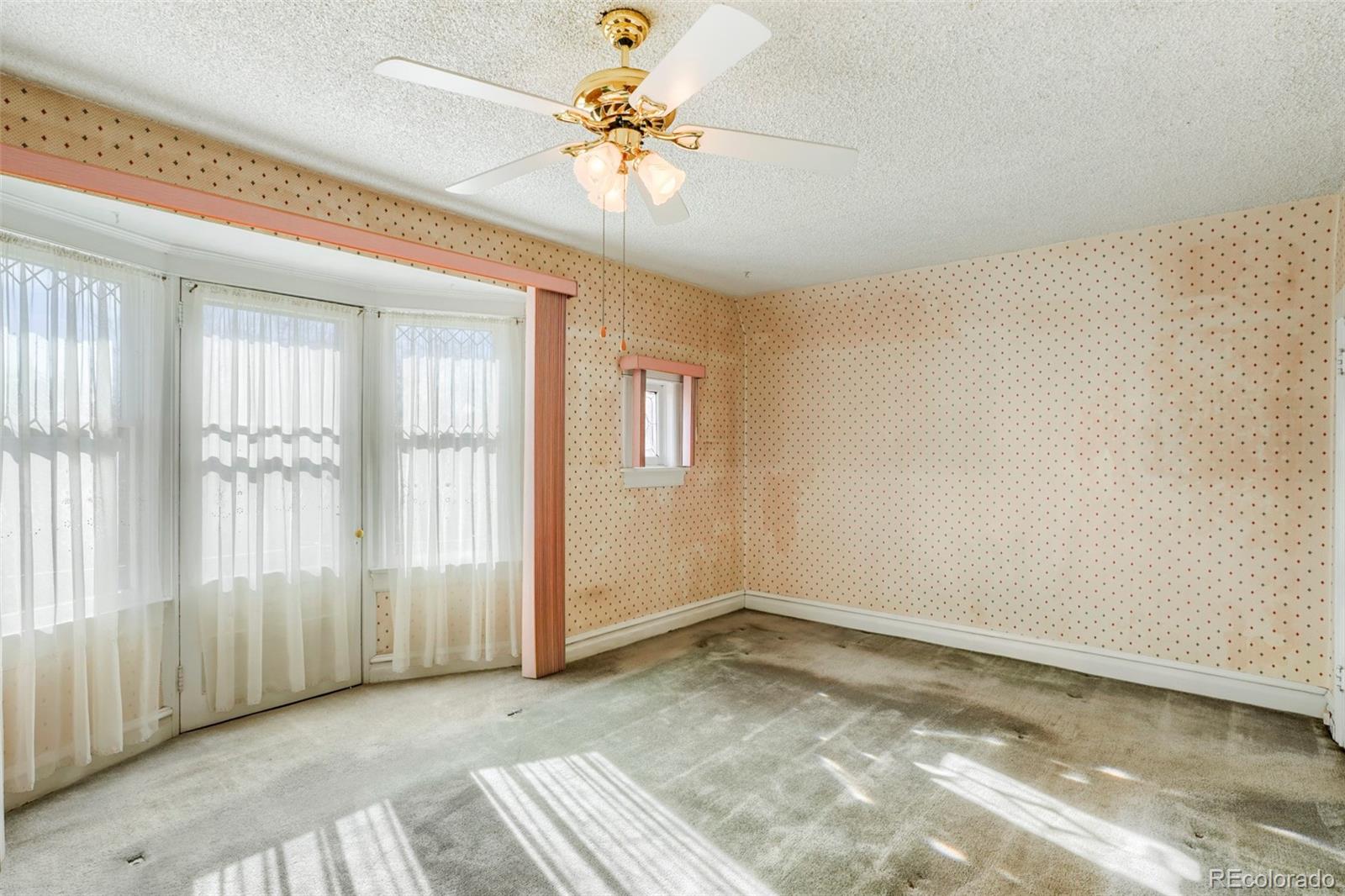 MLS Image #12 for 943 s pennsylvania street,denver, Colorado