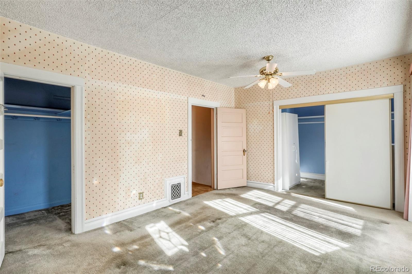 MLS Image #13 for 943 s pennsylvania street,denver, Colorado