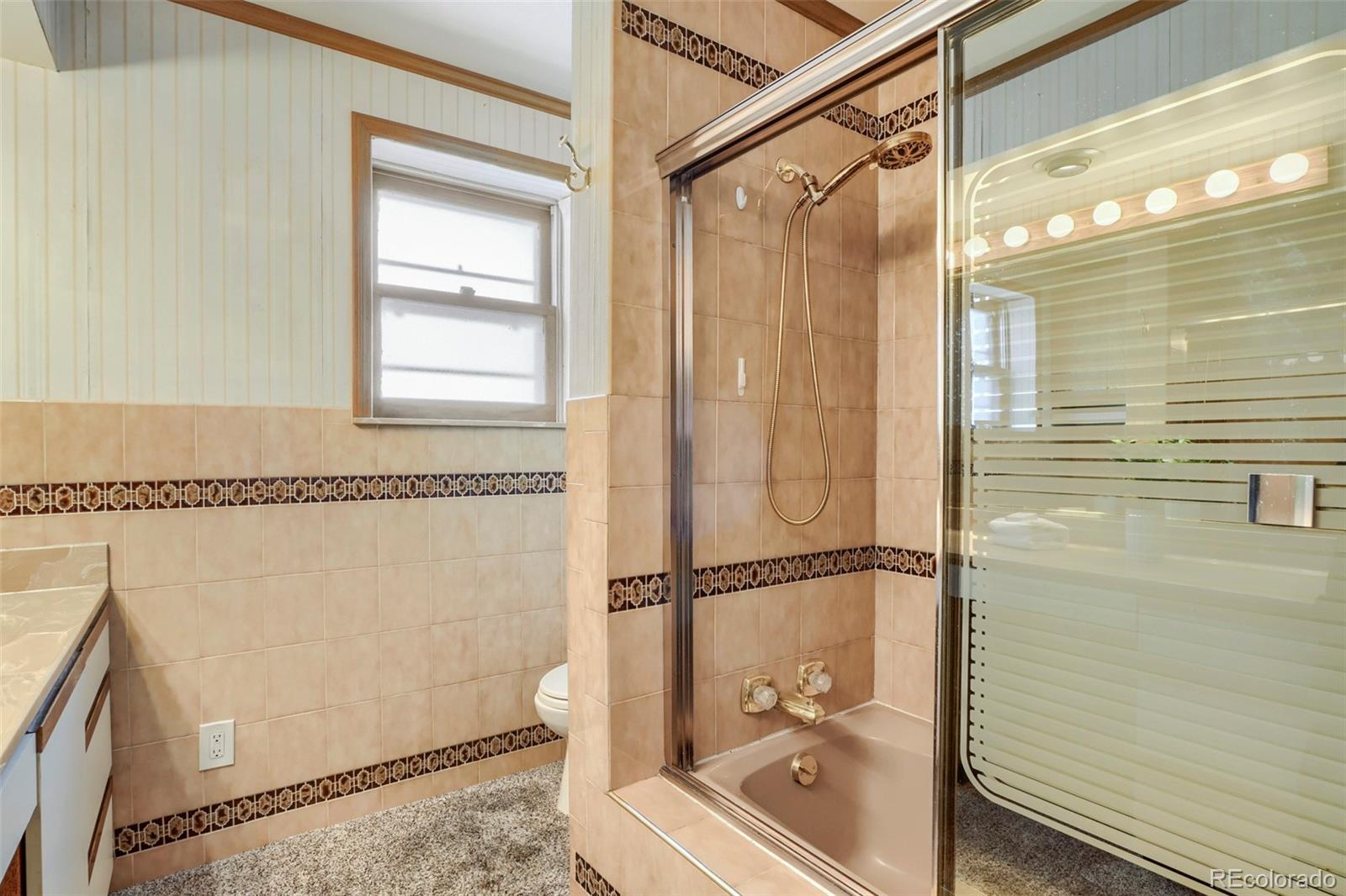 MLS Image #15 for 943 s pennsylvania street,denver, Colorado