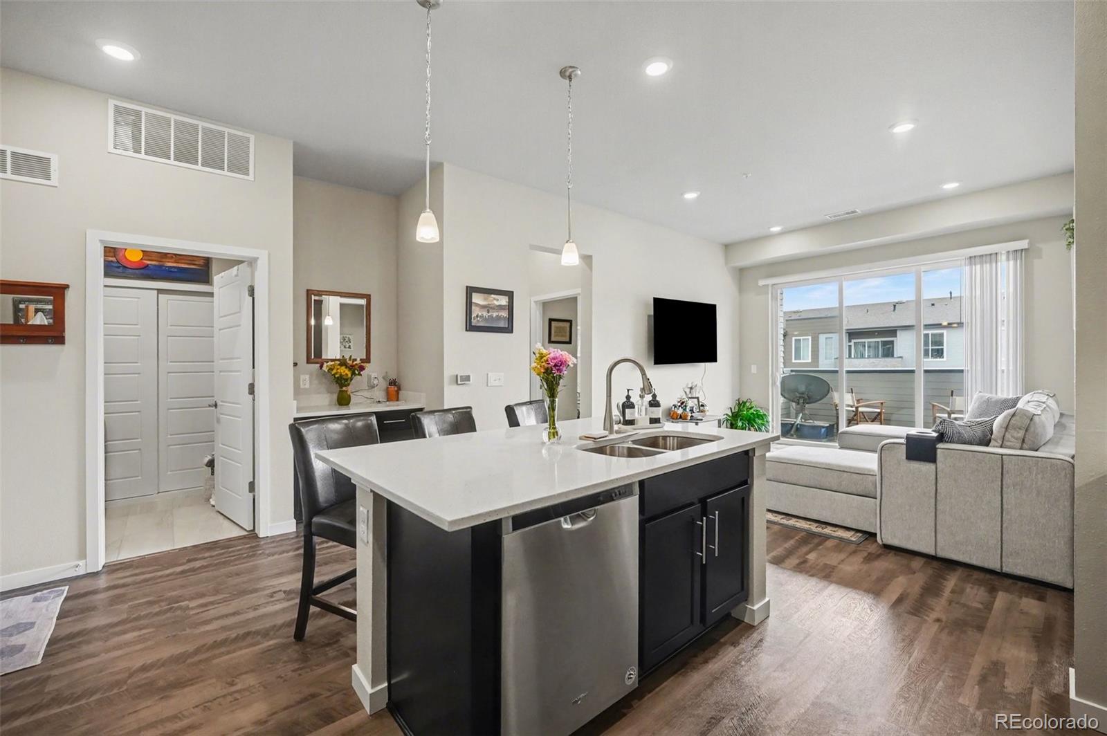 MLS Image #3 for 420 e fremont place,centennial, Colorado