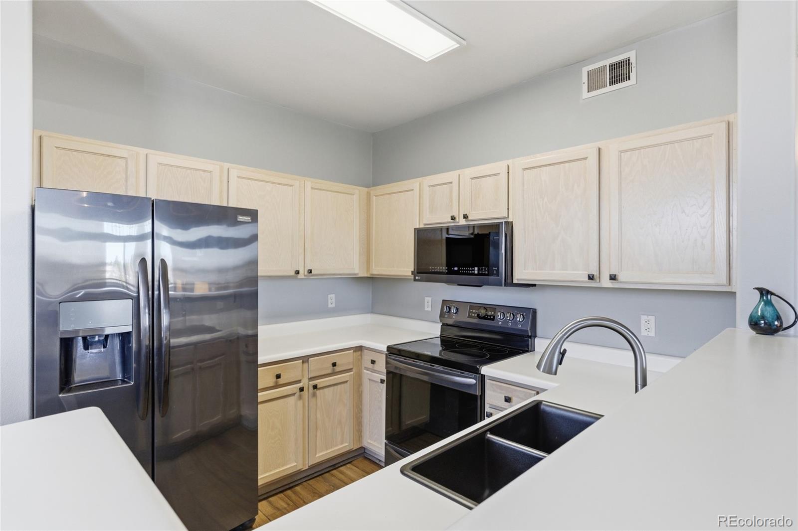 MLS Image #22 for 8500 e jefferson avenue 10e,denver, Colorado
