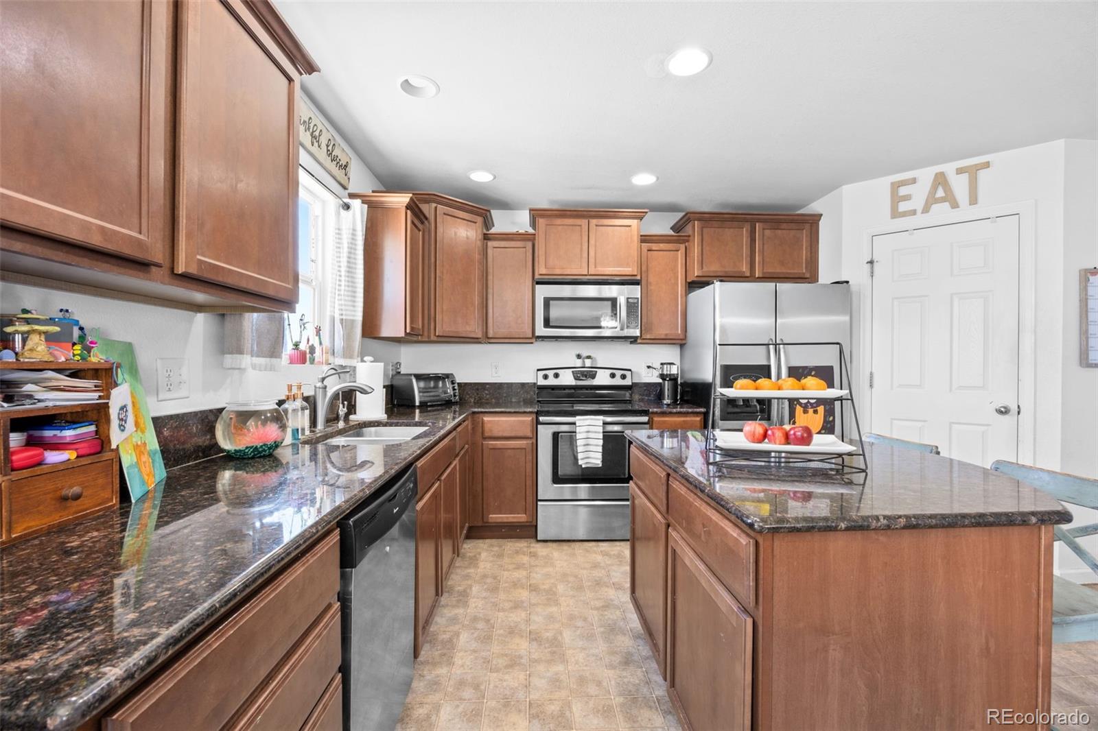 MLS Image #15 for 10016  fraser street,commerce city, Colorado