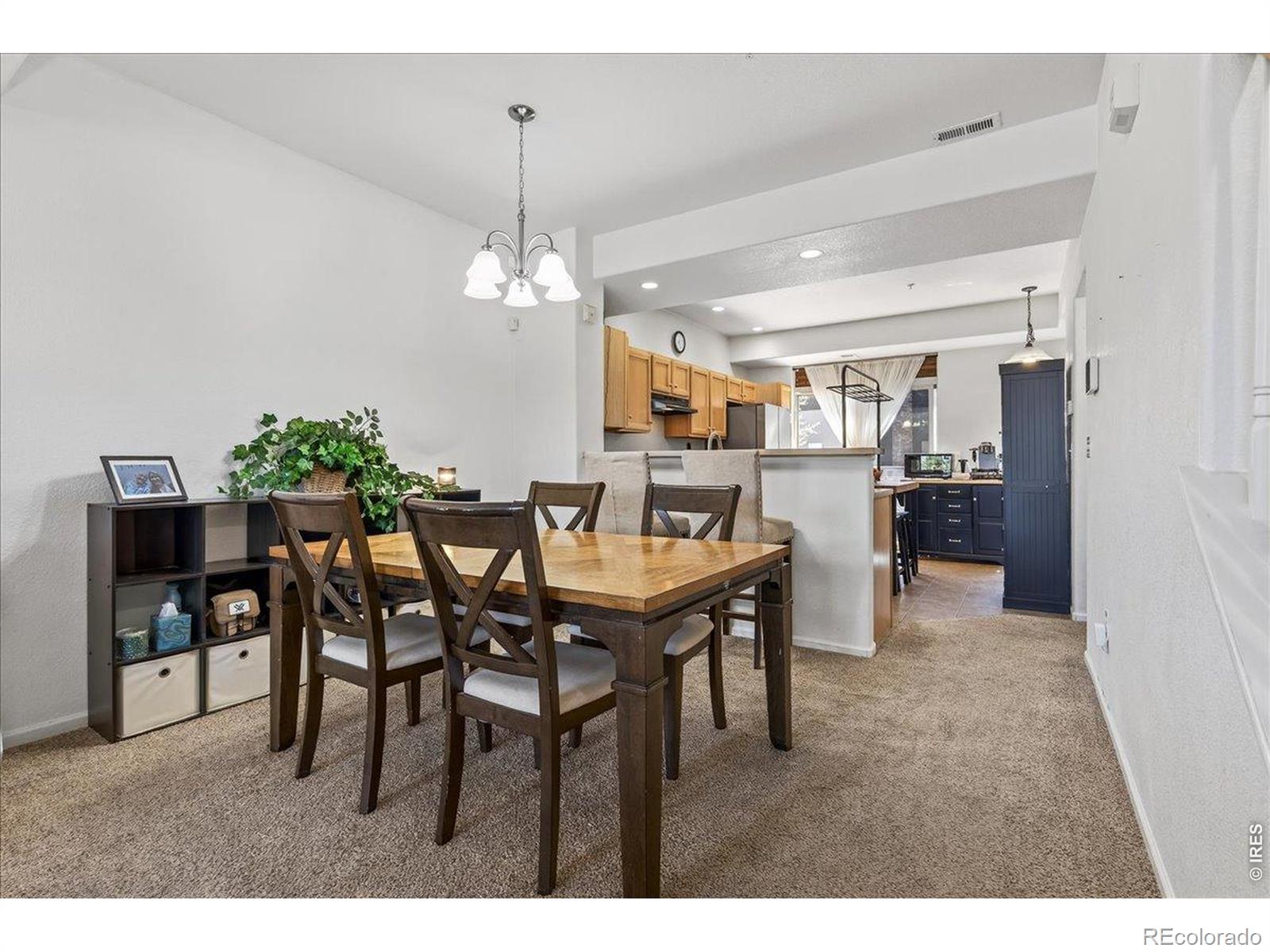 MLS Image #14 for 18767 e yale circle,aurora, Colorado