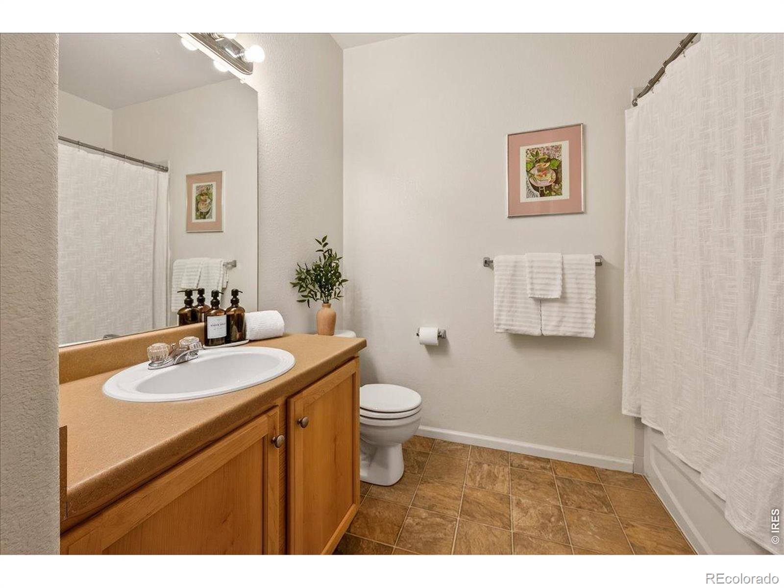 MLS Image #25 for 18767 e yale circle,aurora, Colorado