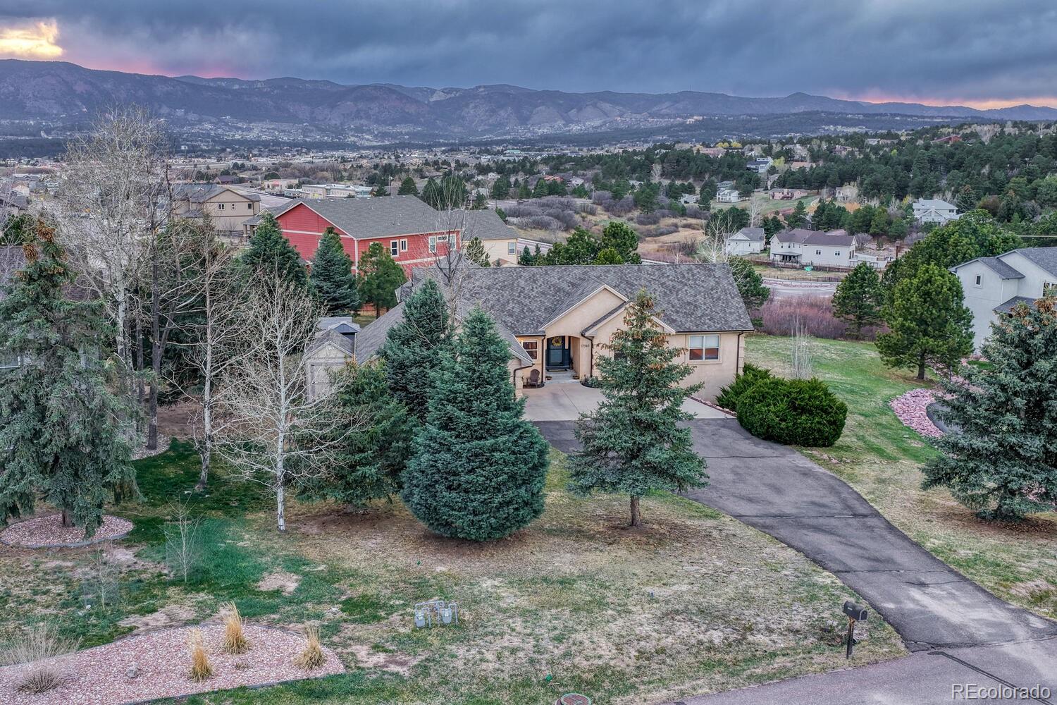 MLS Image #40 for 17940  tom boy way,monument, Colorado