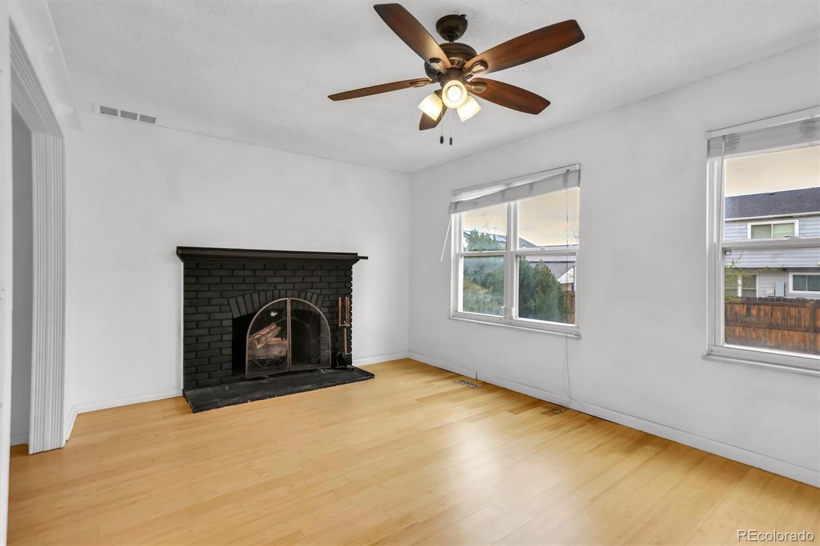 MLS Image #20 for 1024 s mobile street,aurora, Colorado