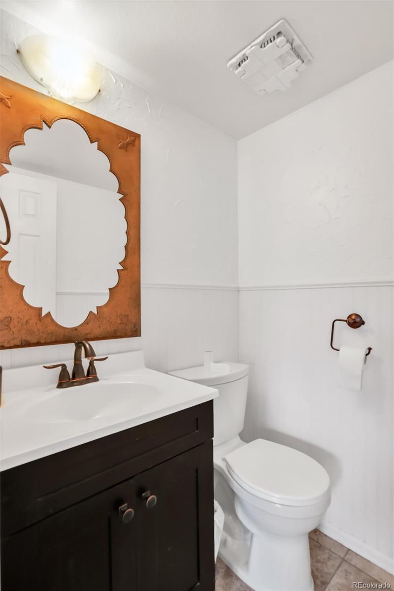 MLS Image #21 for 1024 s mobile street,aurora, Colorado