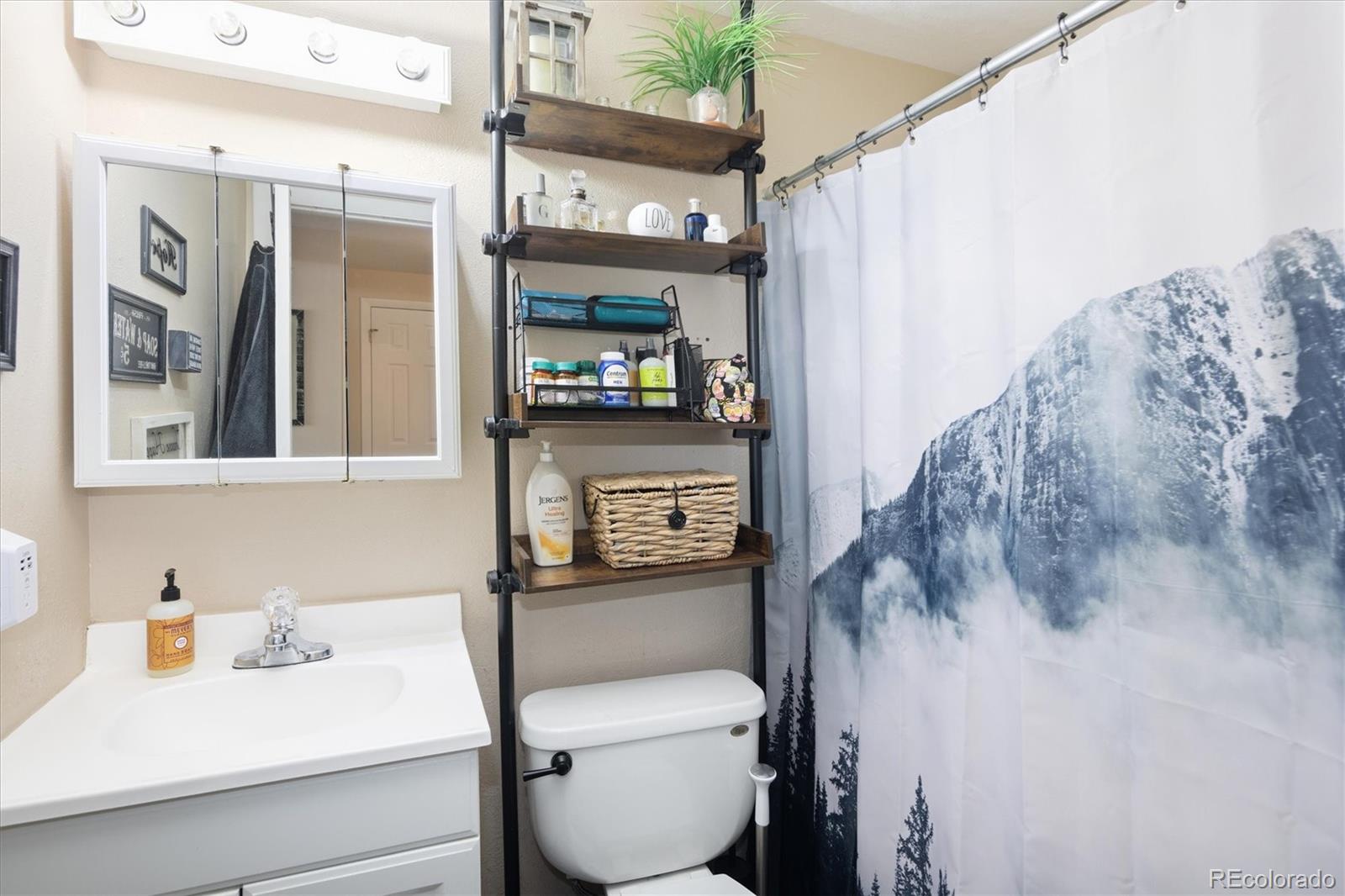 MLS Image #15 for 7700 w glasgow place,littleton, Colorado