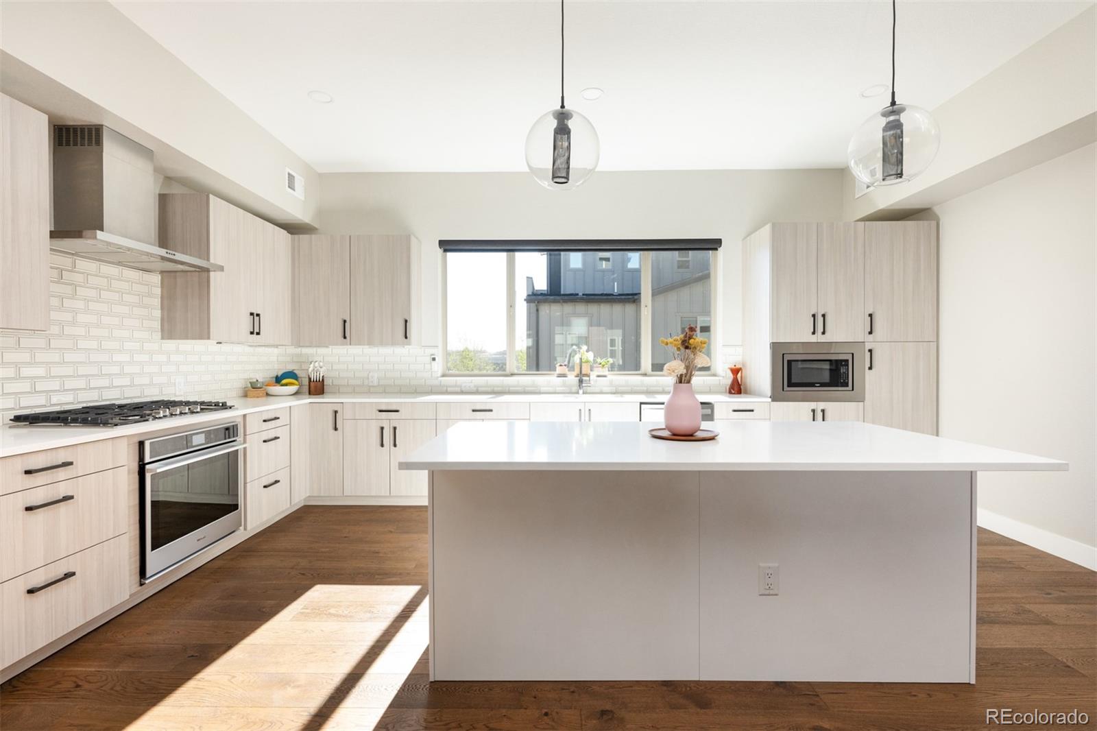 MLS Image #20 for 5003 s platte river parkway,littleton, Colorado