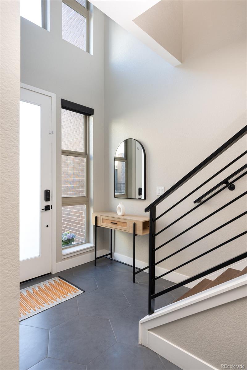 MLS Image #4 for 5003 s platte river parkway,littleton, Colorado