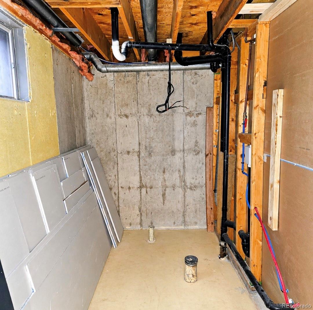 MLS Image #27 for 9002 e amherst drive a,denver, Colorado
