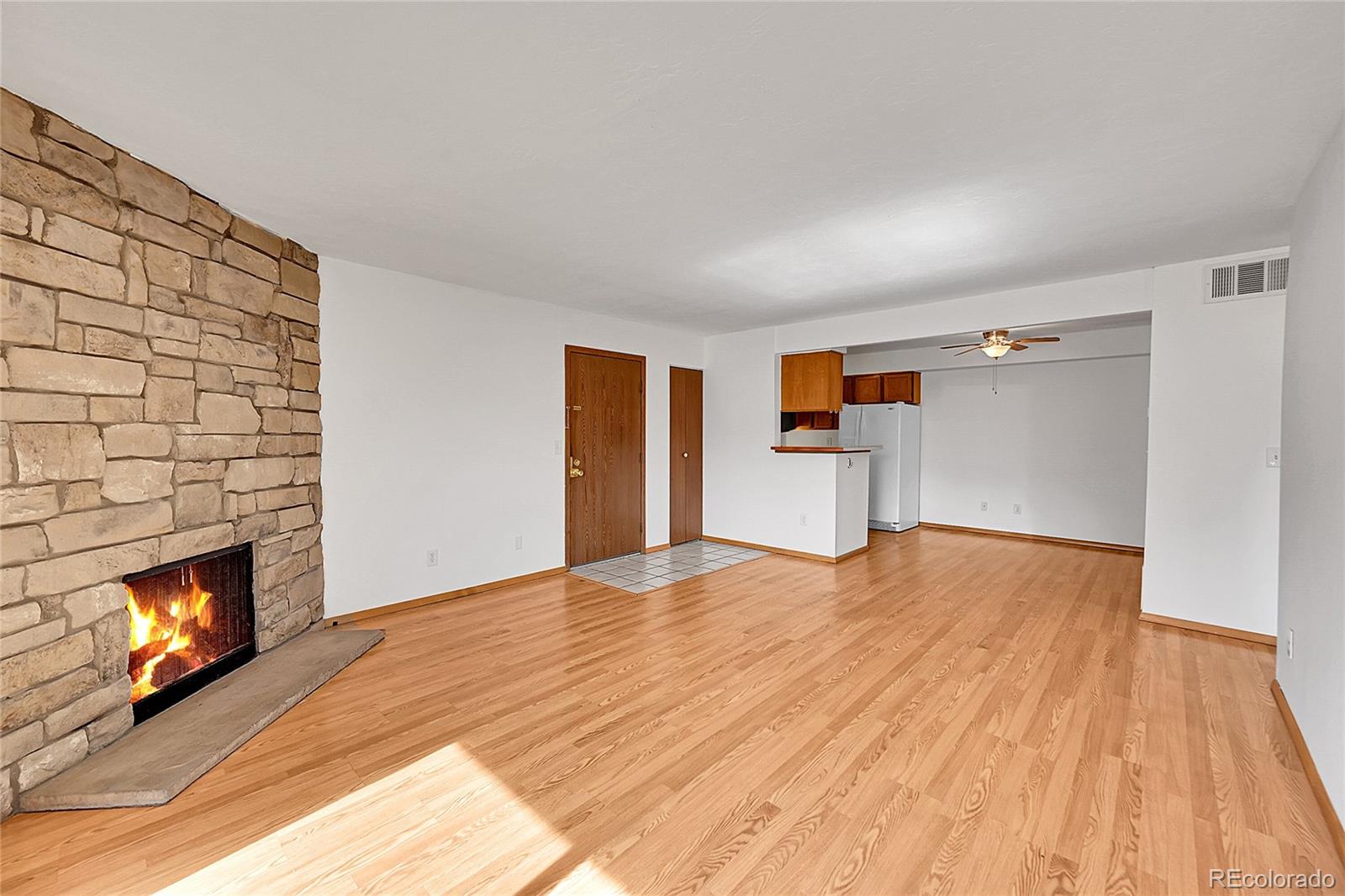 MLS Image #3 for 420  zang street 108,lakewood, Colorado