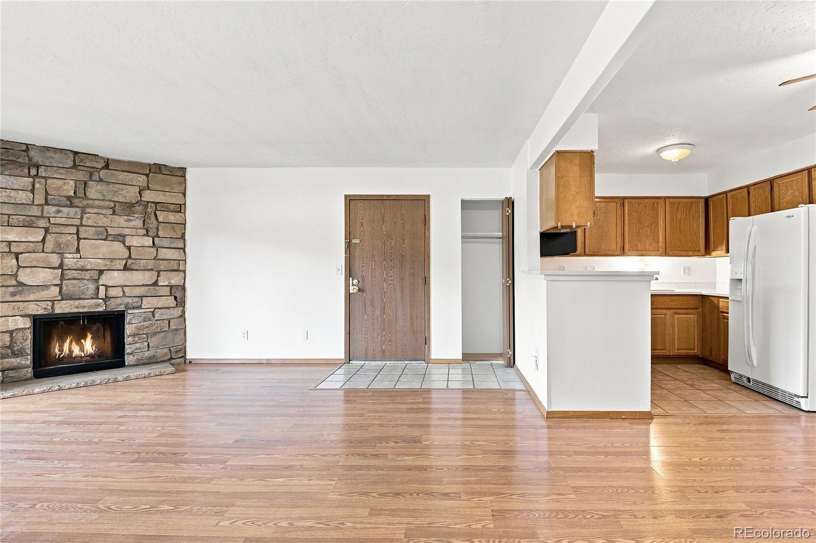 MLS Image #4 for 420  zang street 108,lakewood, Colorado