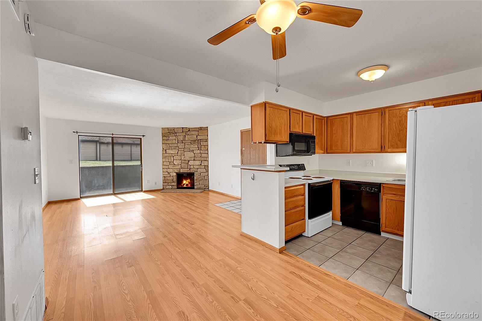 MLS Image #6 for 420  zang street 108,lakewood, Colorado