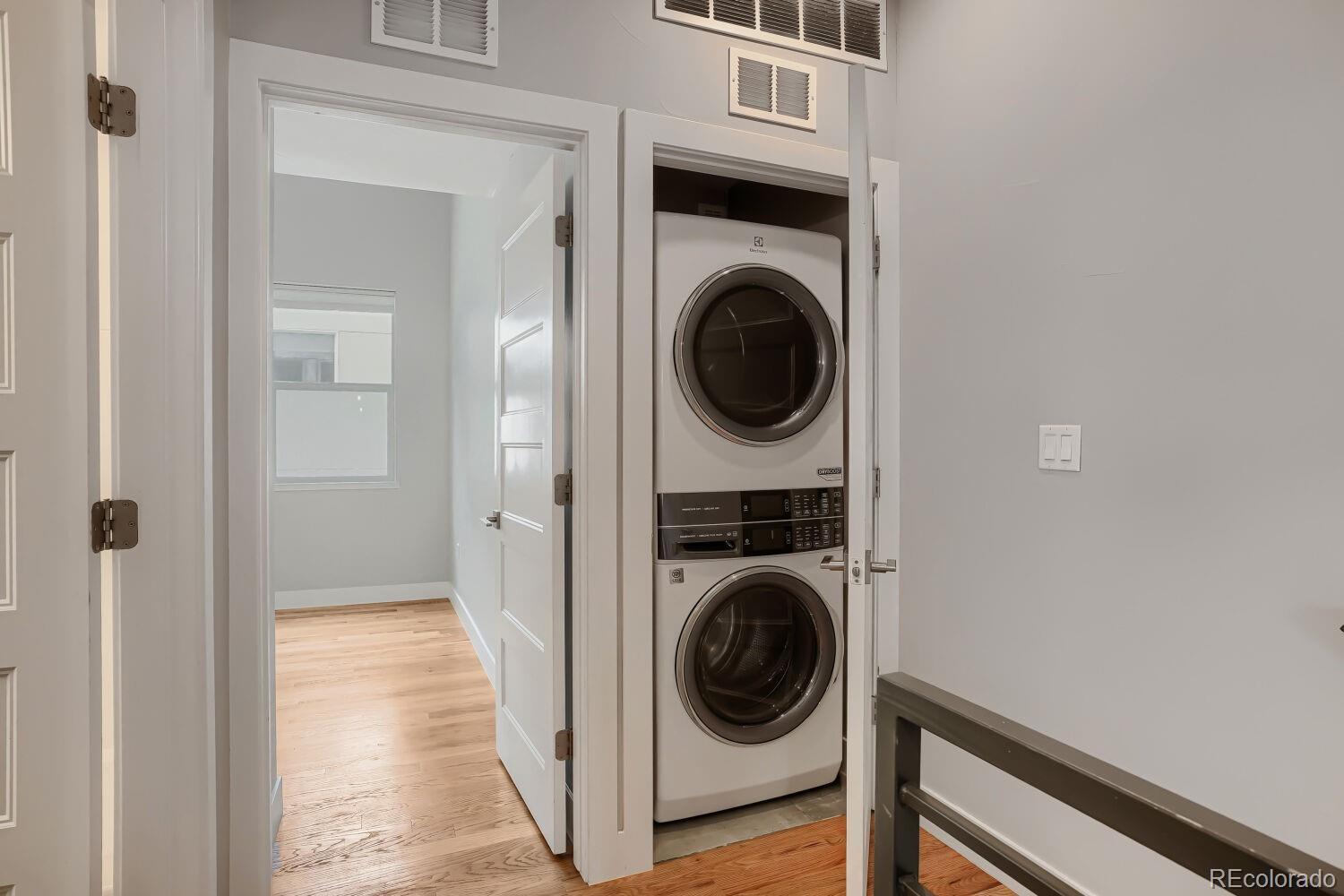 MLS Image #12 for 2833 w 25th avenue,denver, Colorado